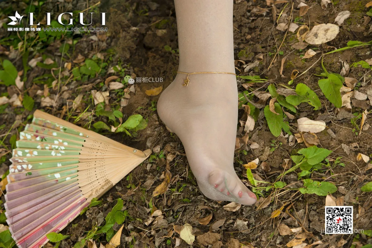 Model 悠悠《黃昏優雅旗袍唯美絲足》 [麗櫃Ligui] 寫真集 33