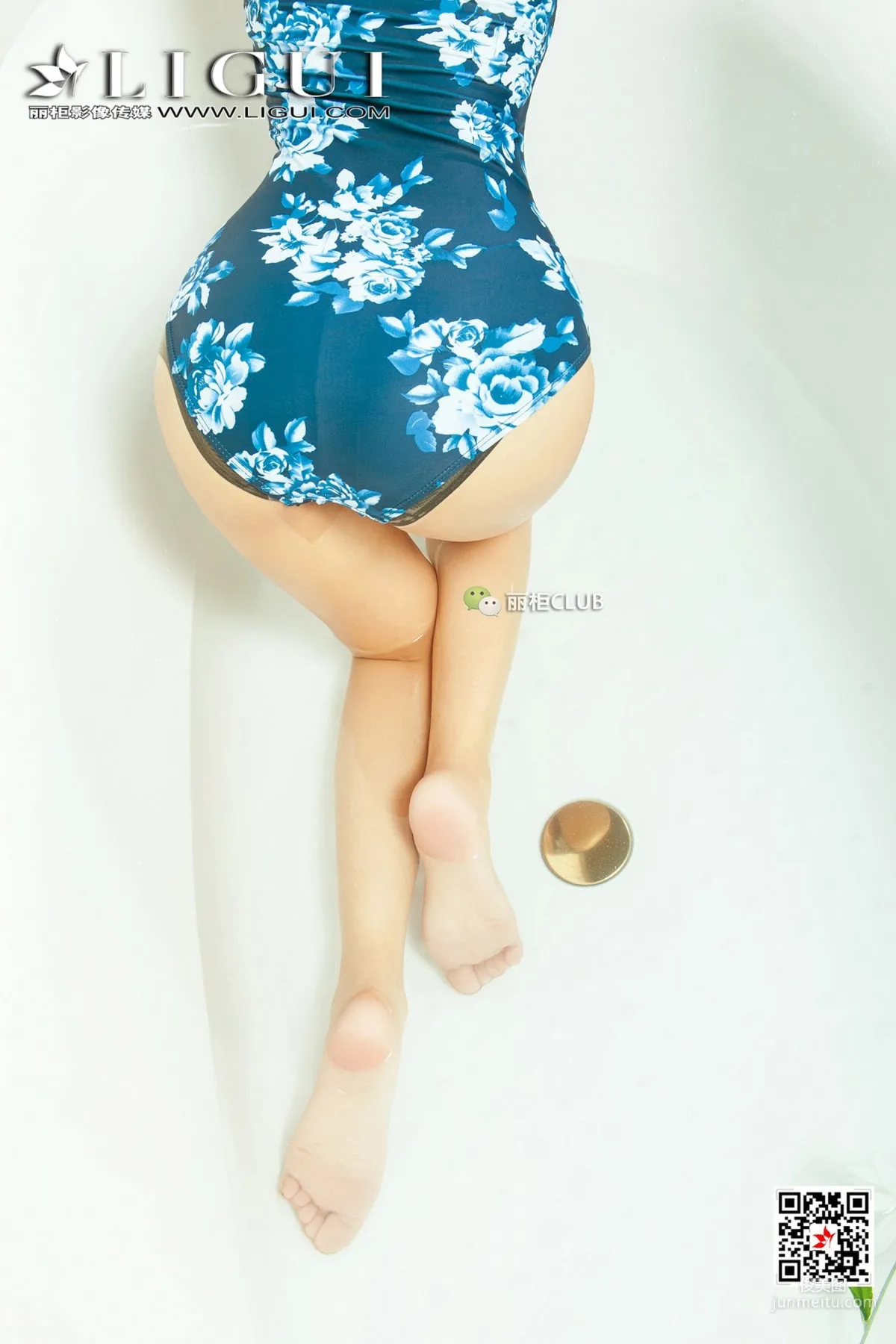 Model 悠悠《浴缸玉足》 [丽柜Ligui] 写真集62