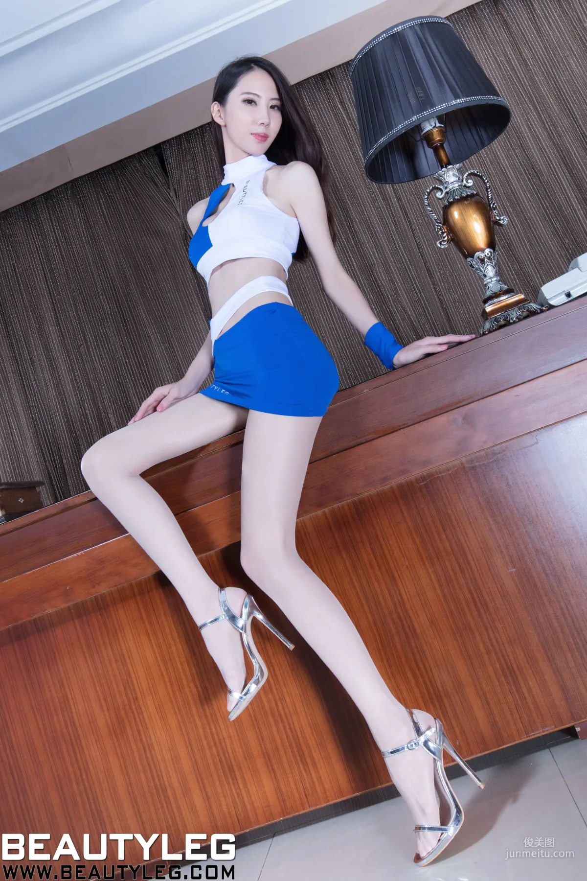 童采萱Yoyo《包臀制服+連體肉絲》 [Beautyleg] No.1592 寫真集 9