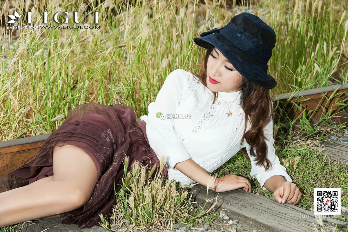 Model 思彤《時尚美腿唯美外拍》 [麗櫃Ligui] 寫真集 33
