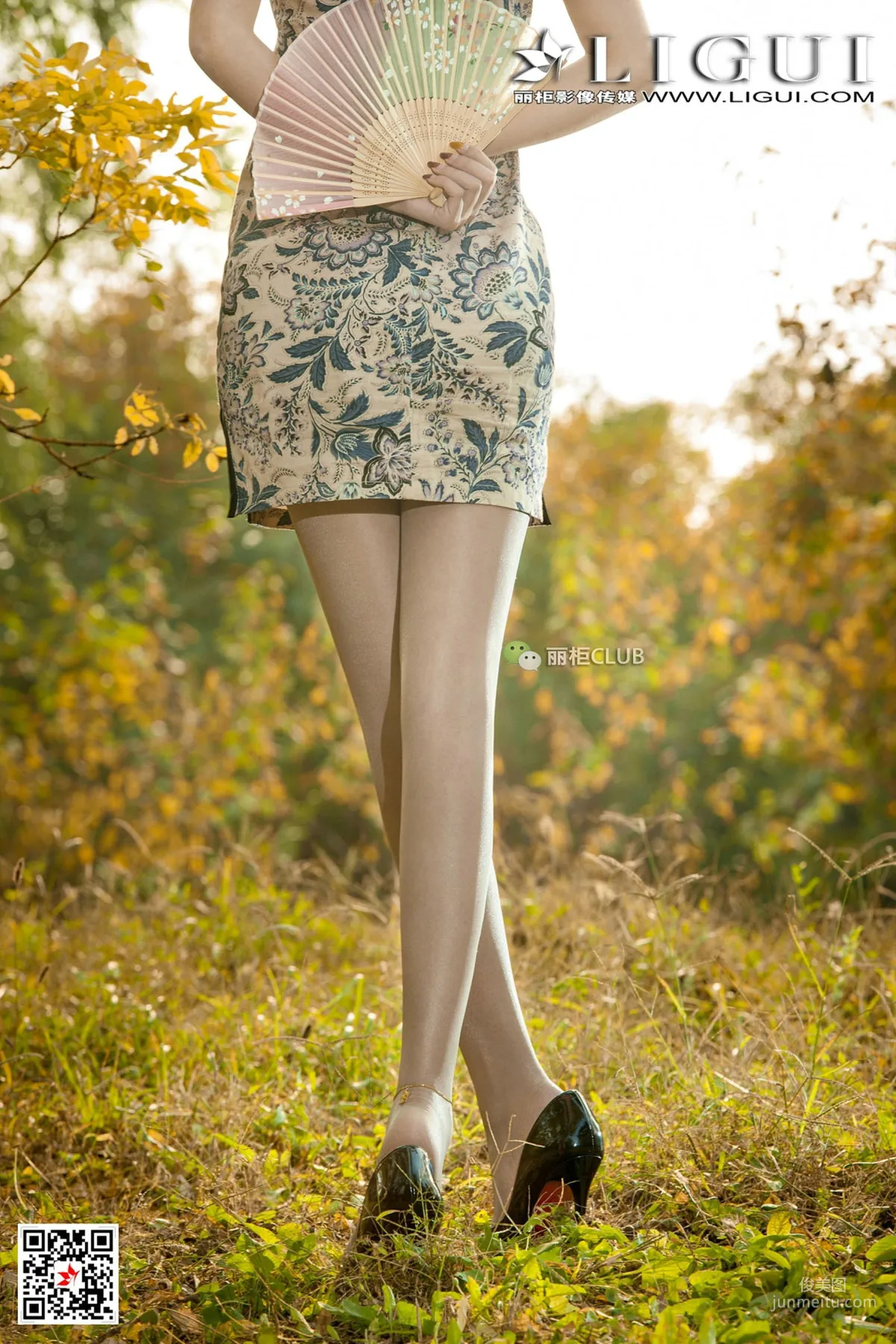 Model 悠悠《黃昏優雅旗袍唯美絲足》 [麗櫃Ligui] 寫真集 44