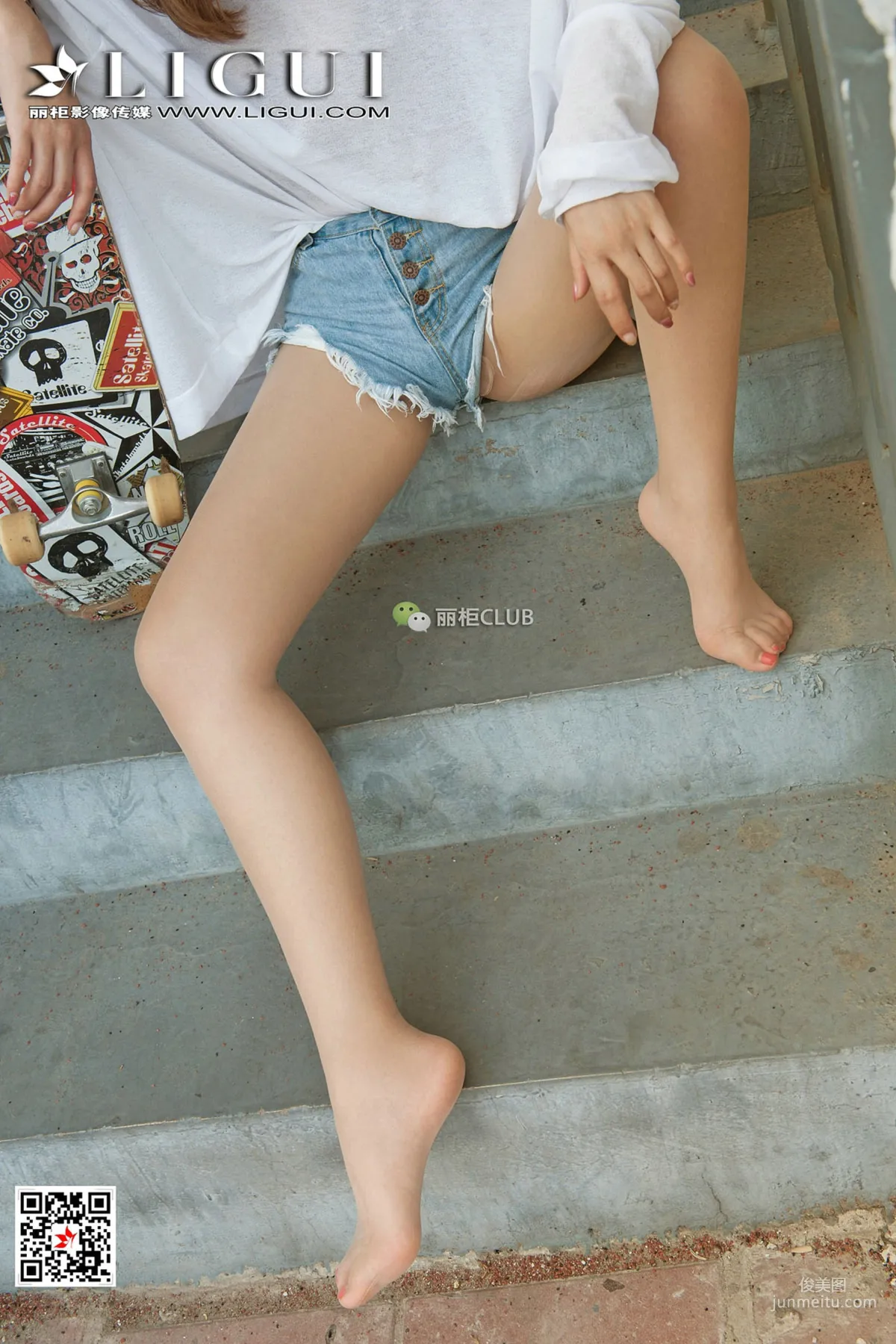Model 筱筱《滑板少女丝足全套》 [丽柜Ligui] 写真集88