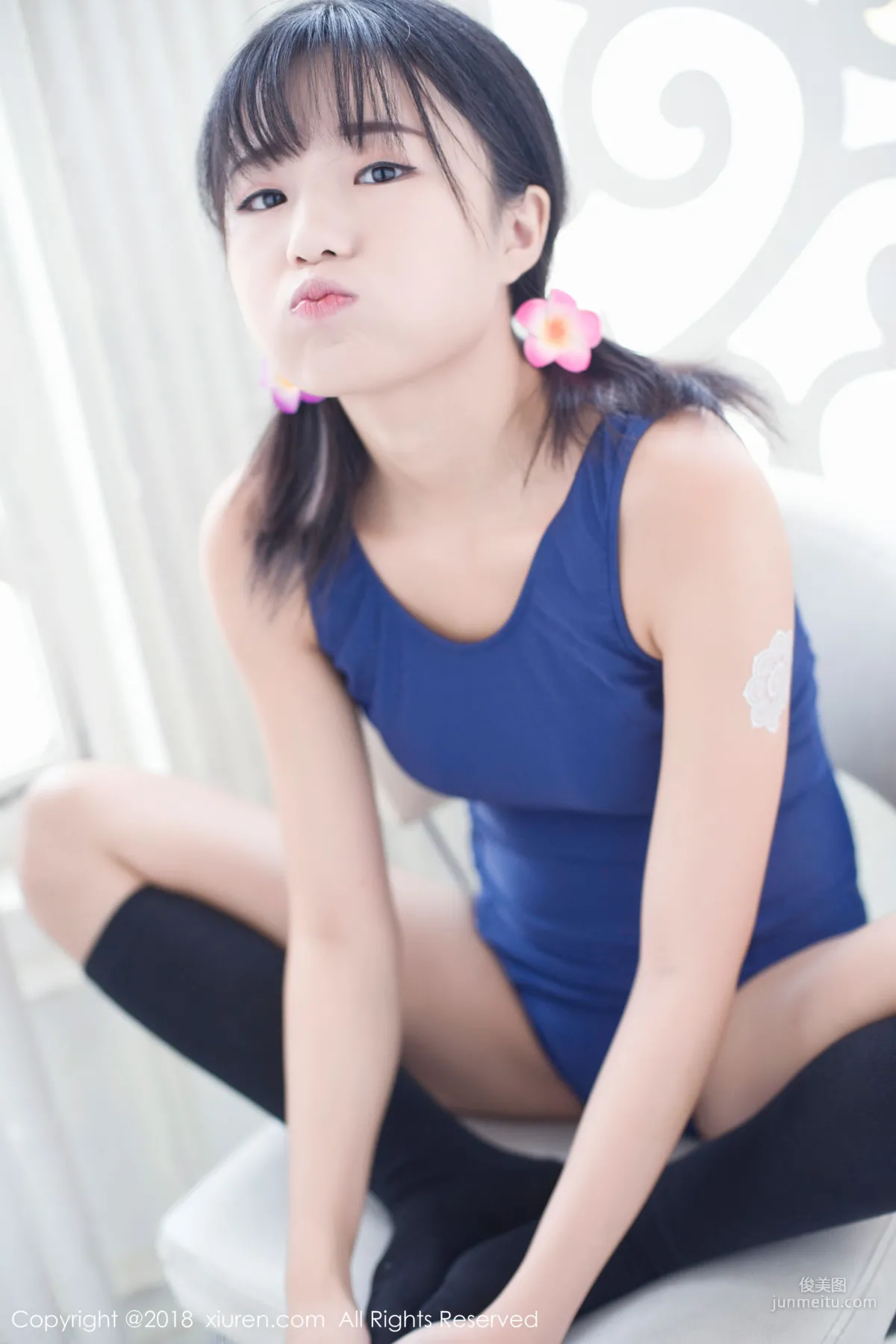 倉井優香《吹彈可破的小女孩》 [秀人XIUREN] No.950 寫真集 3