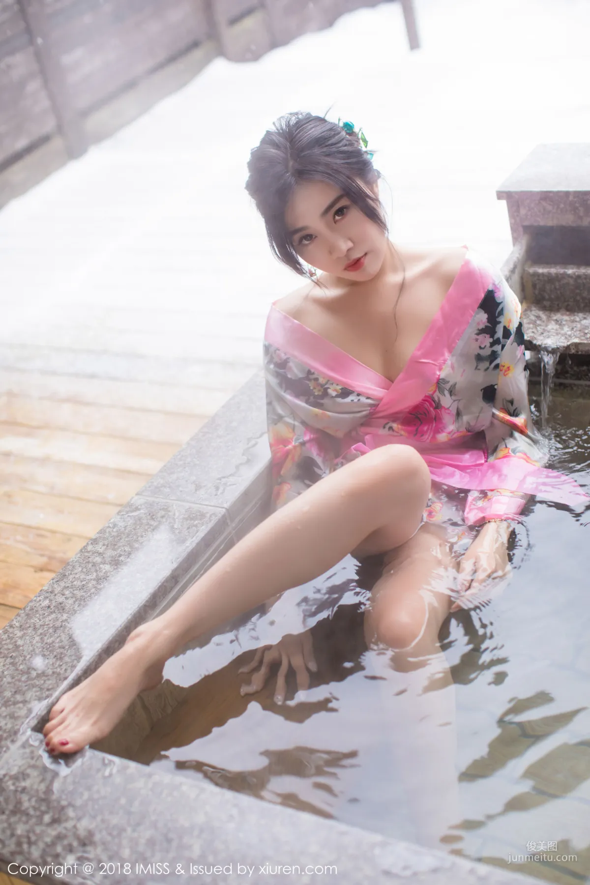 許諾Sabrina《浴池和服+蕾絲美腿》 [愛蜜社IMiss] Vol.221 寫真集 9