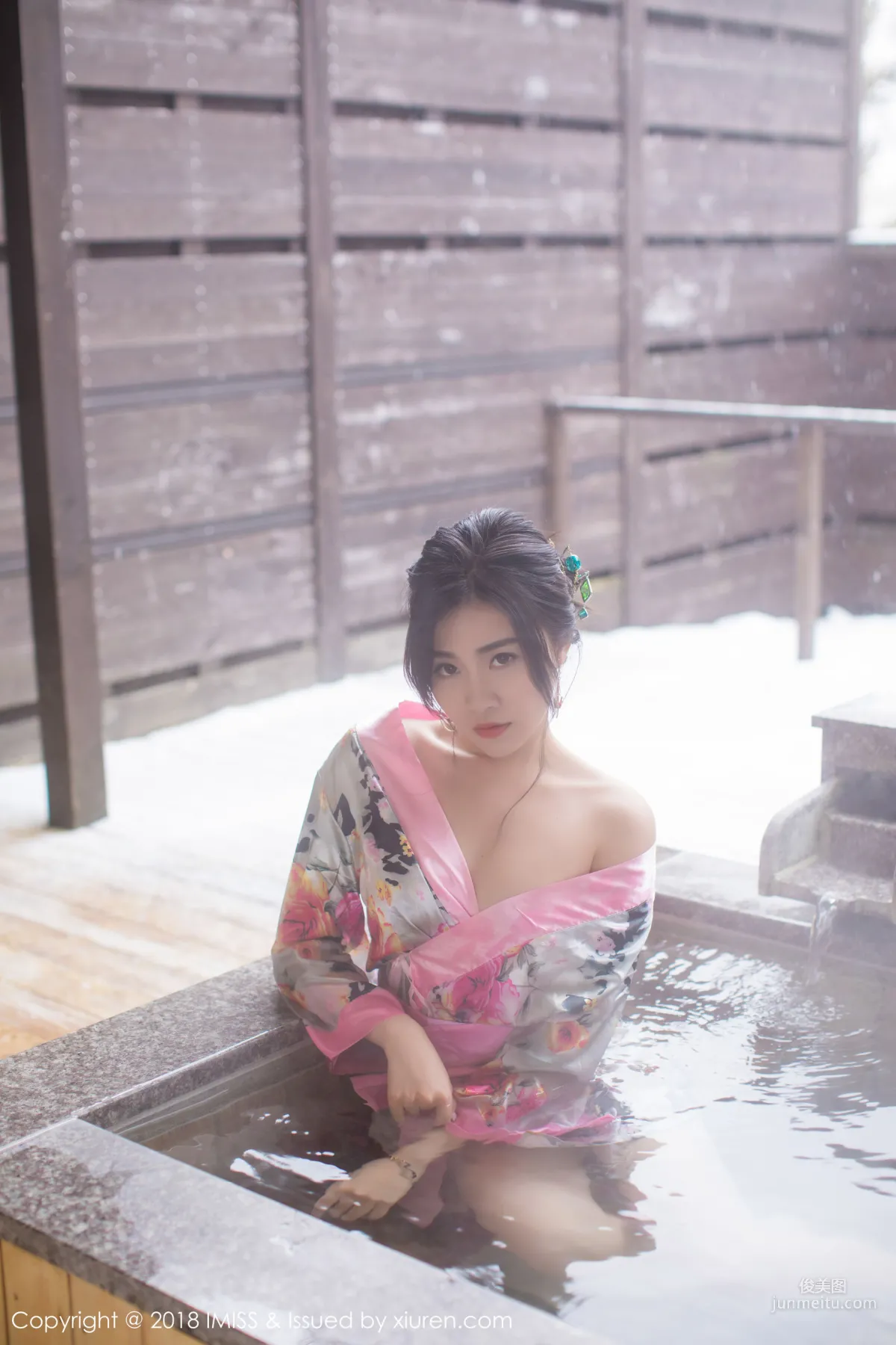 許諾Sabrina《浴池和服+蕾絲美腿》 [愛蜜社IMiss] Vol.221 寫真集 4
