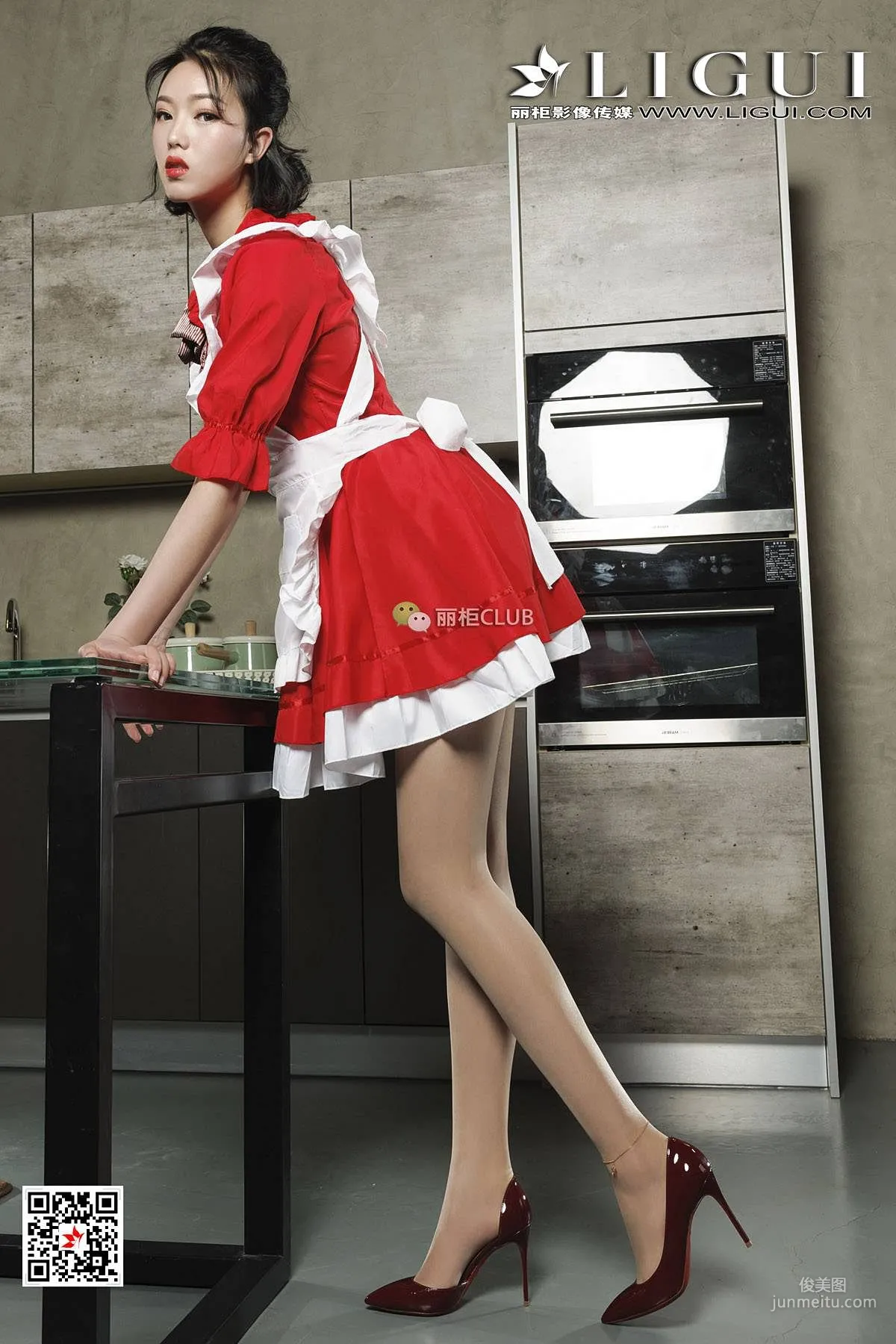 腿模敏儿《肉丝美厨娘》 [丽柜Ligui] 写真集12