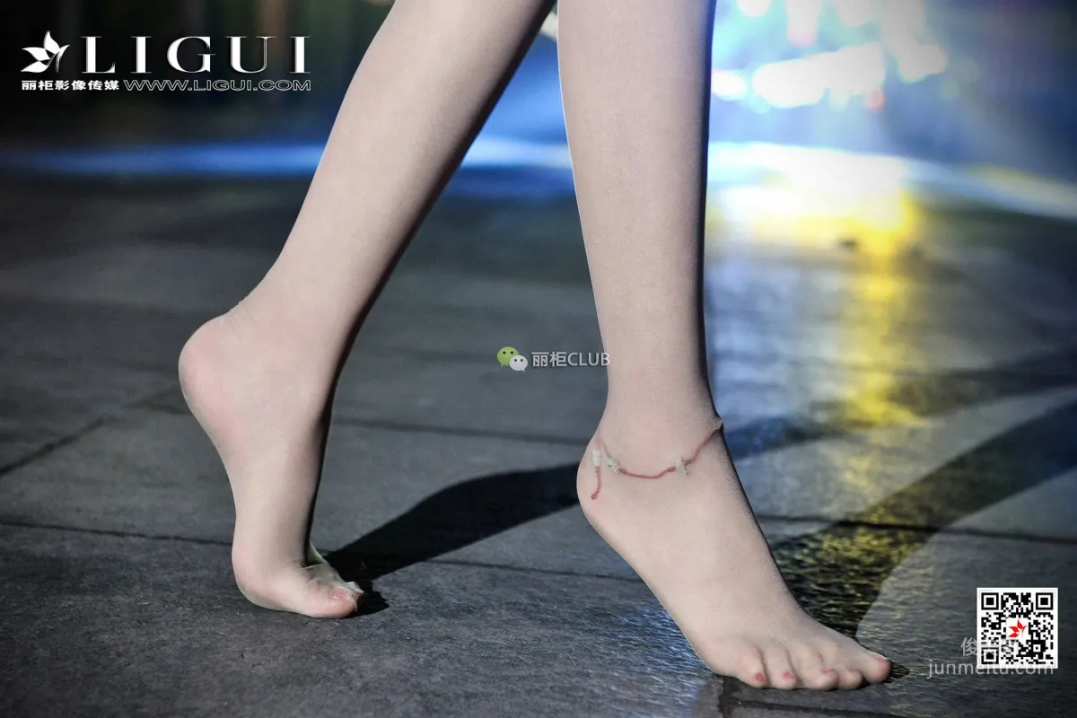 腿模凌凌《美腿夜拍》 [丽柜Ligui] 写真集26