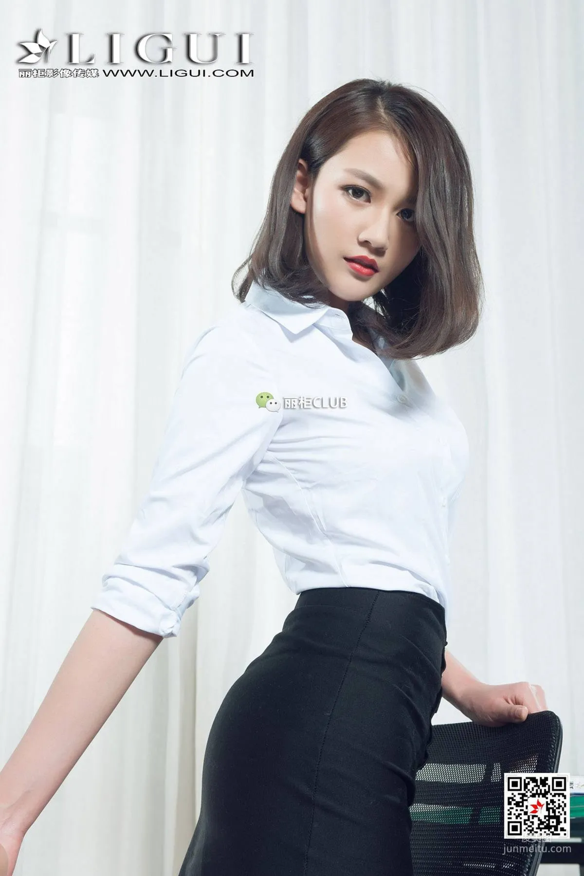 腿模瑩瑩《肉絲襪美腿麗人》 [麗櫃Ligui] 寫真集 23