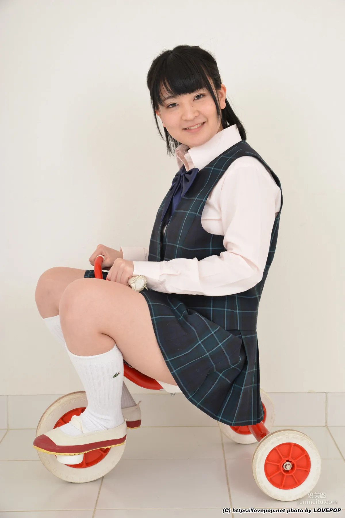 [LovePop] Yuna Asahi 朝日ゆな Set05 写真集1