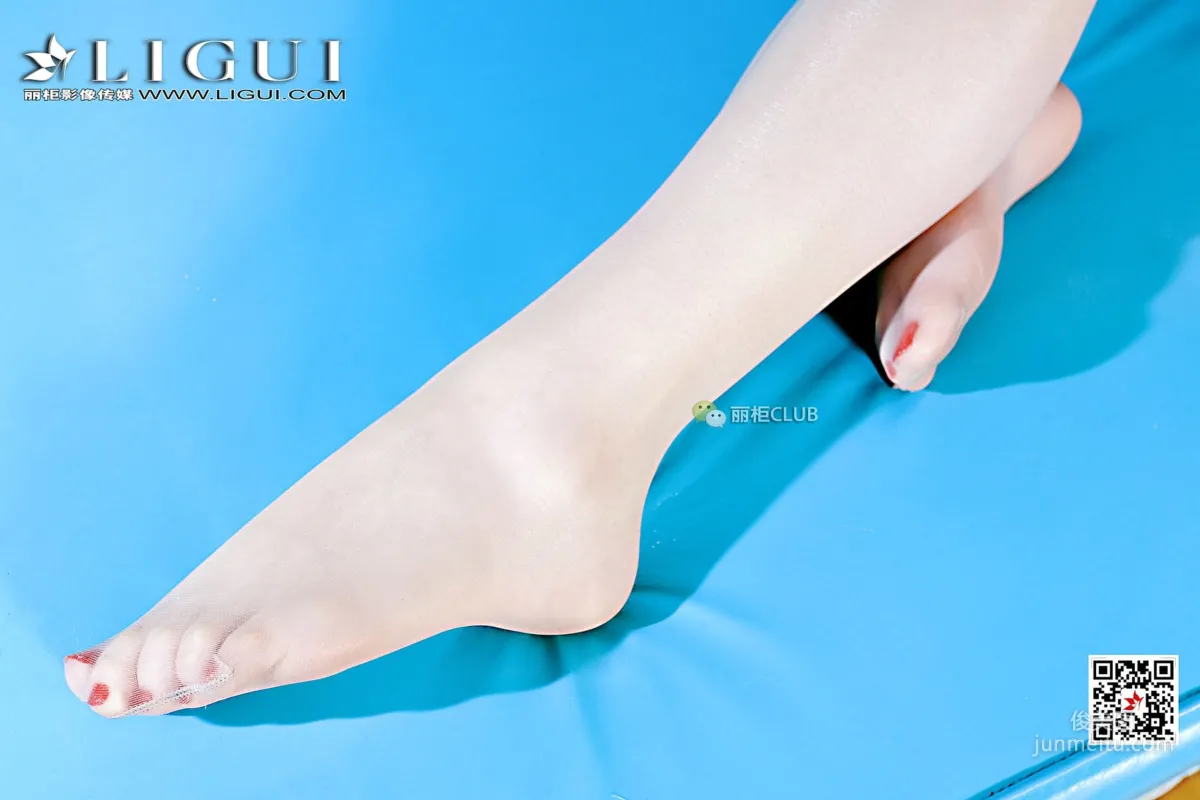 腿模允儿《圣诞丝足》 [丽柜Ligui] 写真集44