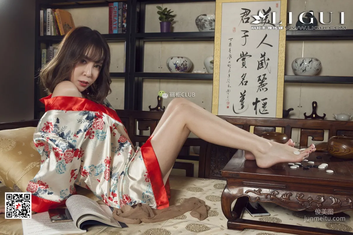 腿模Vicky《古典丝足》 [丽柜Ligui] 写真集1