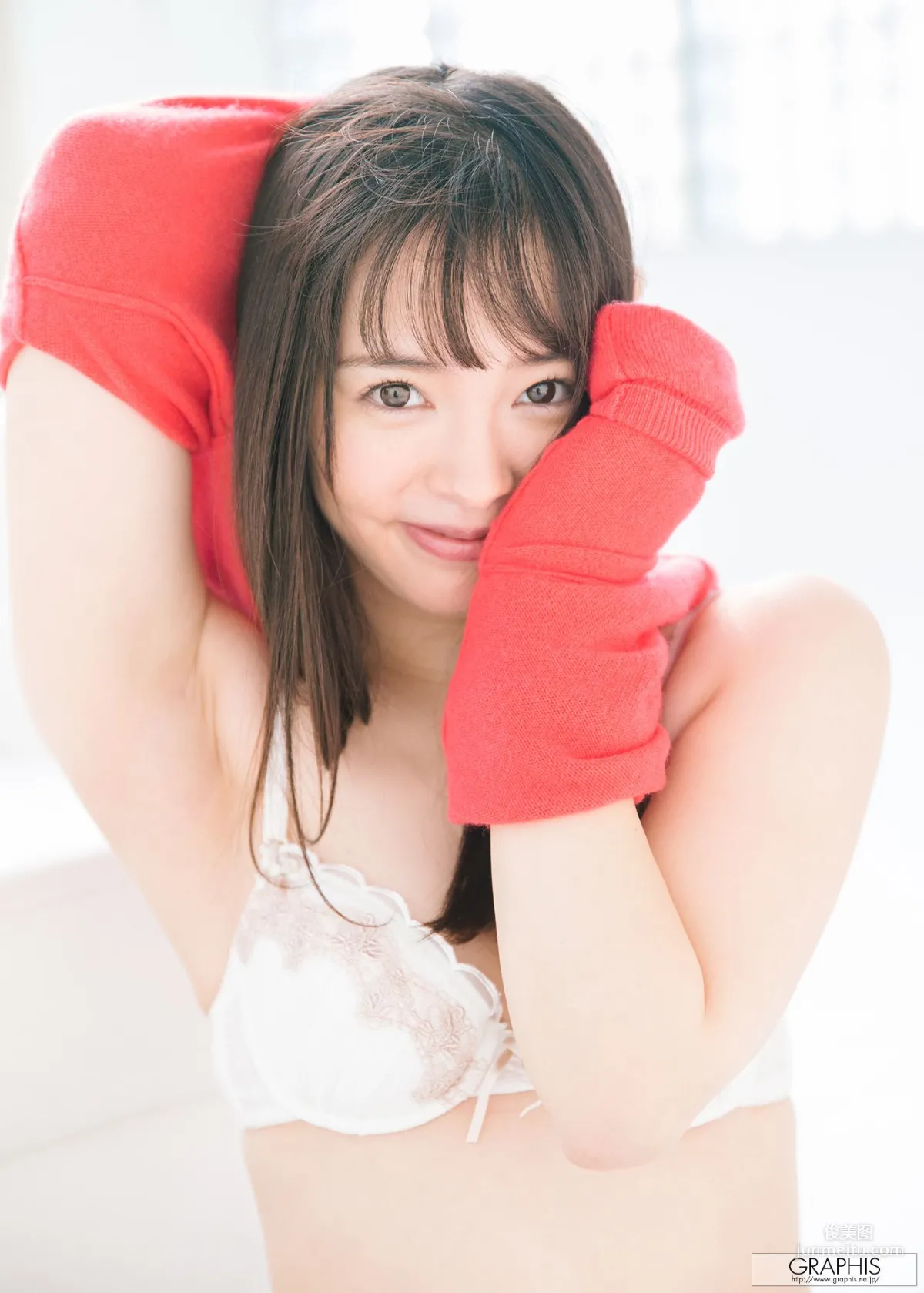 Yuna Ogura 小倉由菜 [Graphis] Gravure 初脫ぎ娘 寫真集 35