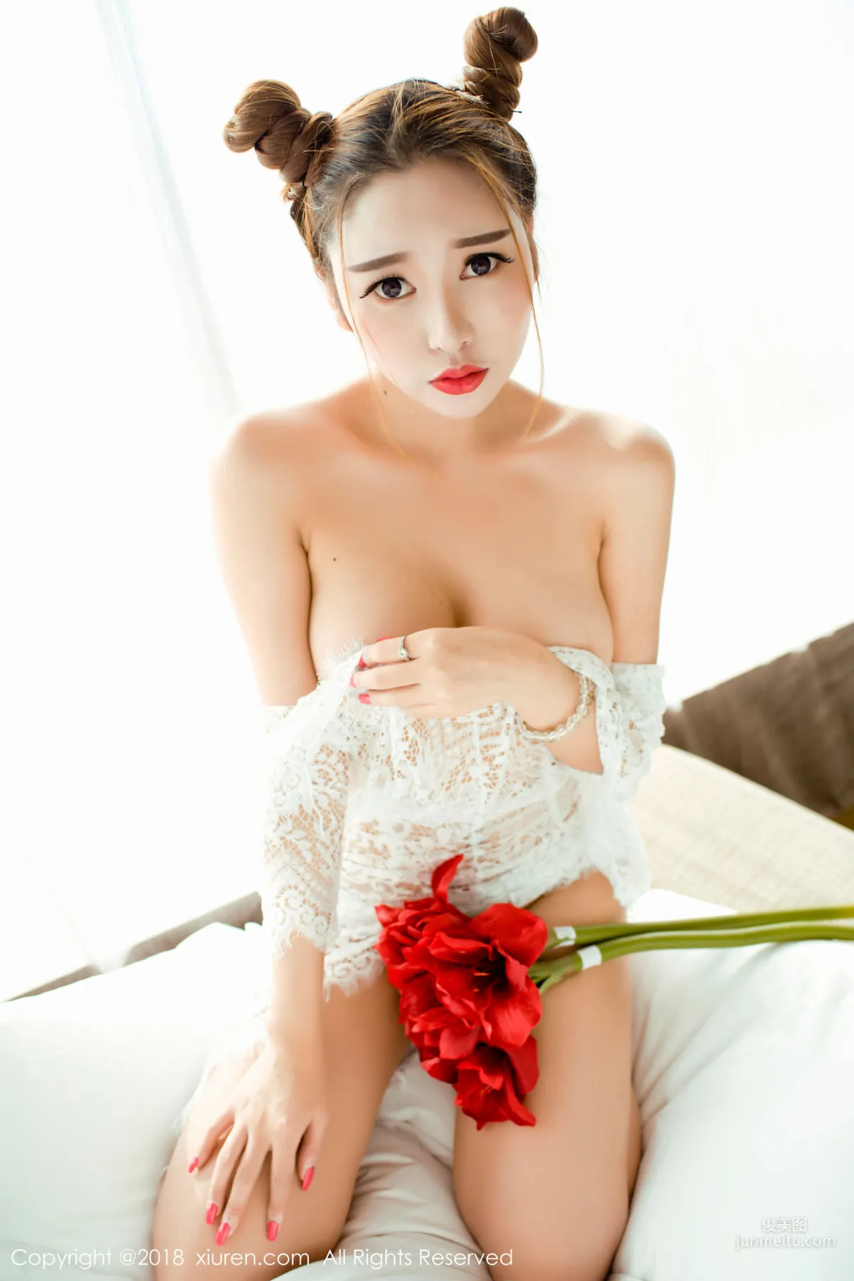 李梓熙《性感E罩杯巨乳美女》 [秀人網XIUREN] No.985 寫真集 15