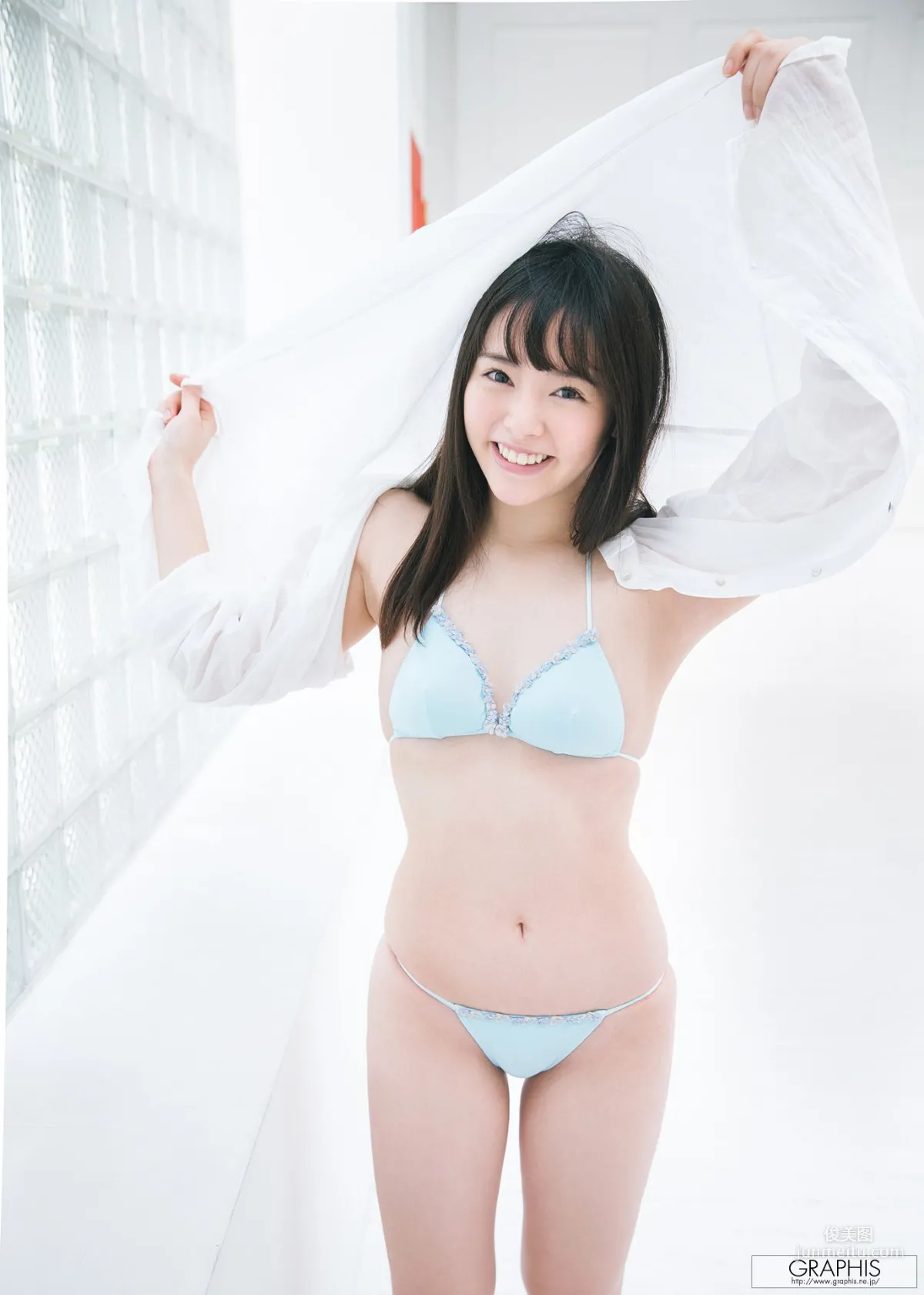 Yuna Ogura 小倉由菜 [Graphis] Gravure 初脫ぎ娘 寫真集 16