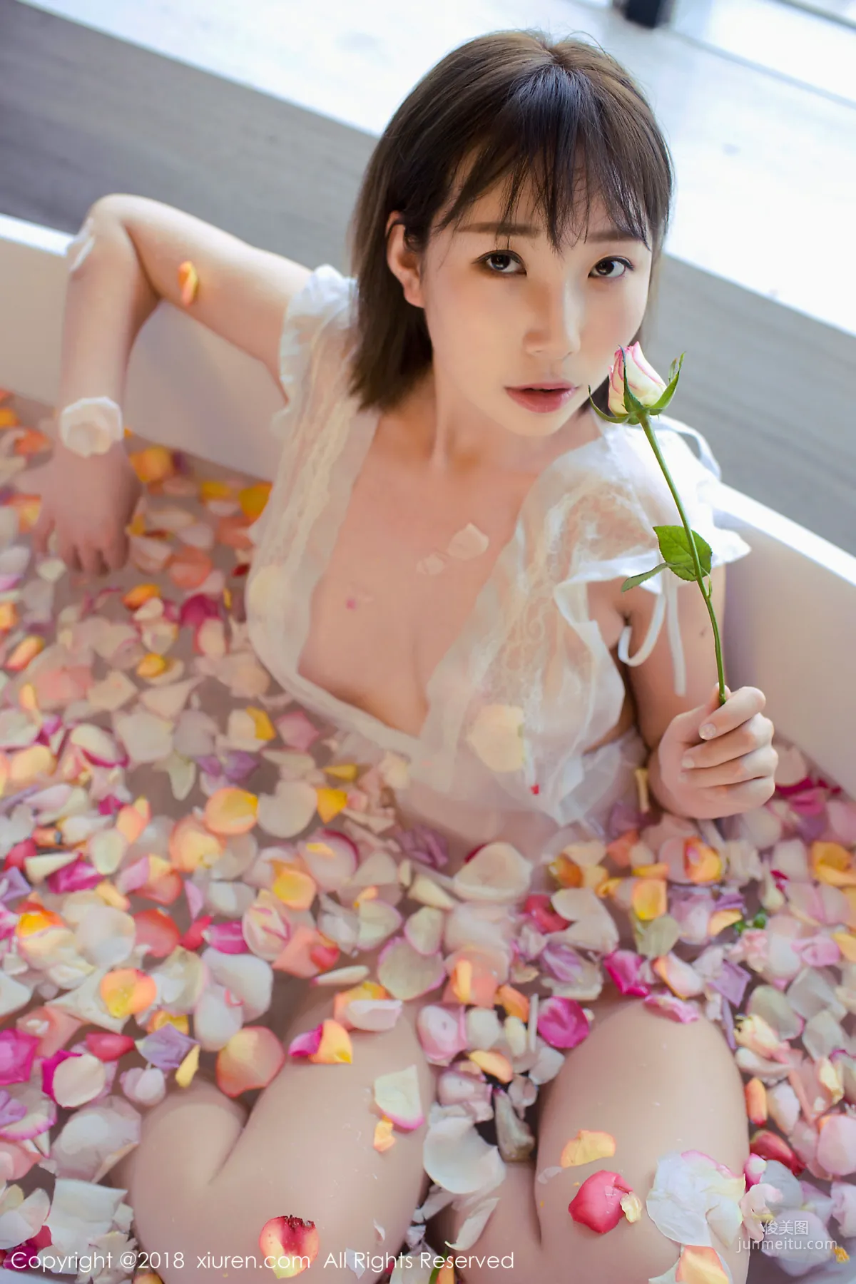 枝恩《短发百变大美女》 [秀人网XIUREN] No.981 写真集17