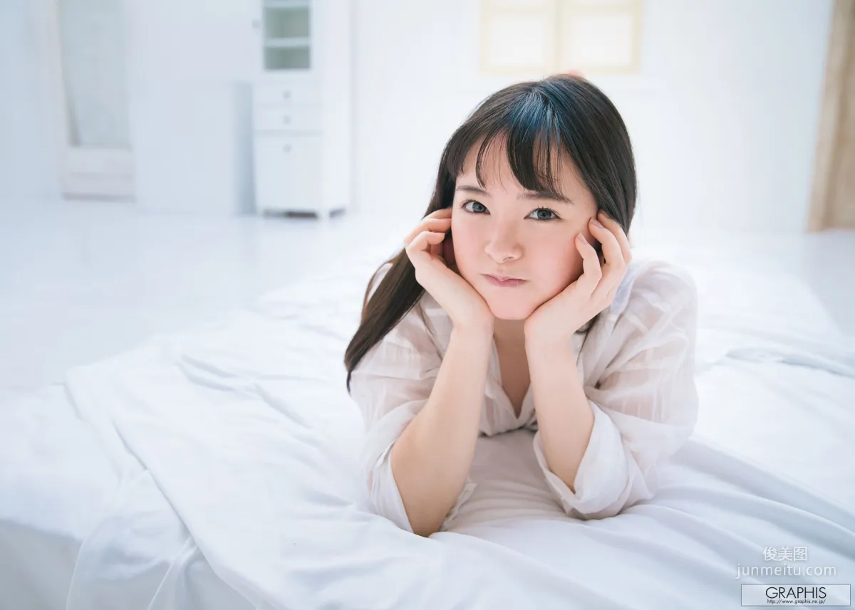 Yuna Ogura 小倉由菜 [Graphis] Gravure 初脫ぎ娘 寫真集 20