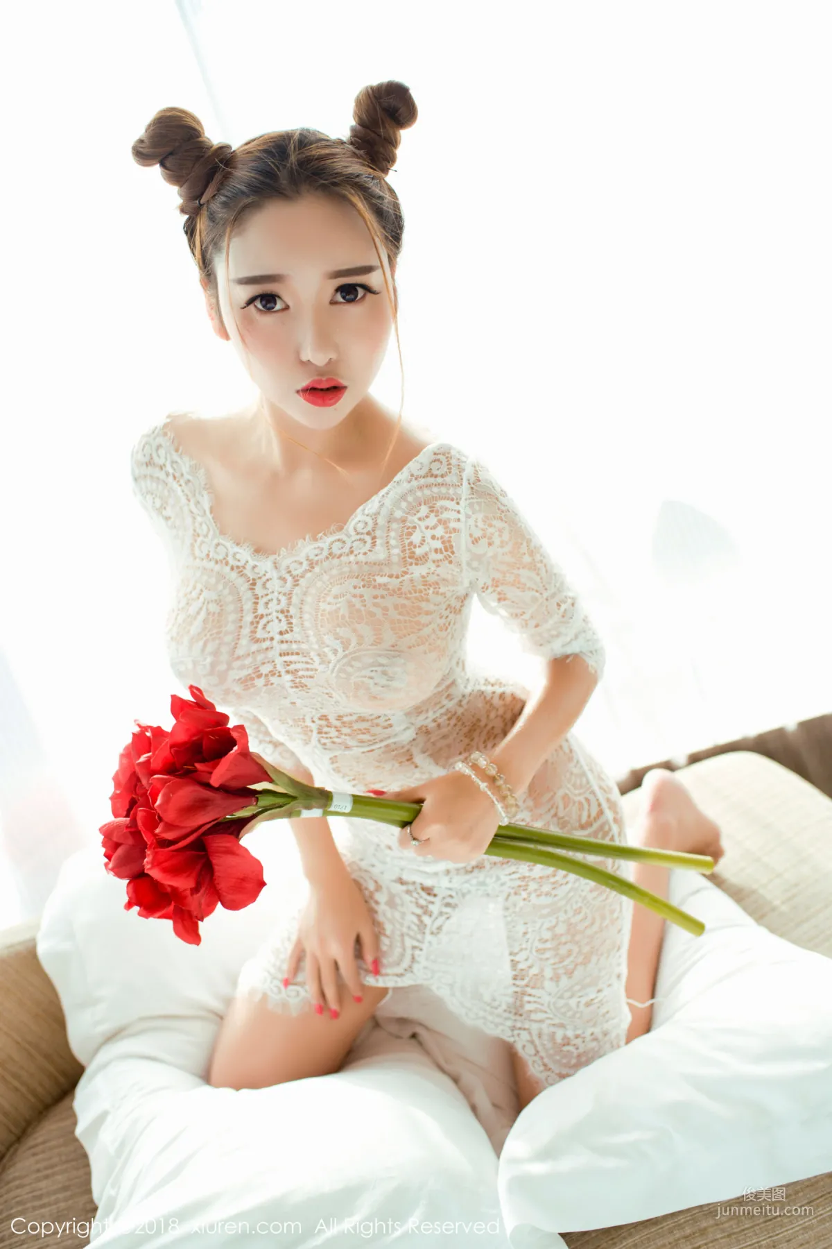李梓熙《性感E罩杯巨乳美女》 [秀人網XIUREN] No.985 寫真集 1