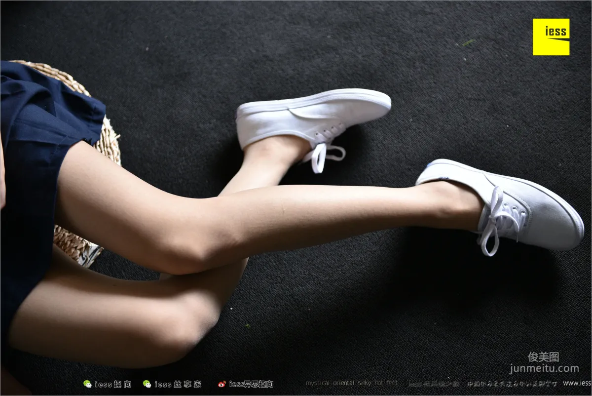 幸子《JK水手服》 [異思趣向IESS] 絲足便當223 寫真集 52