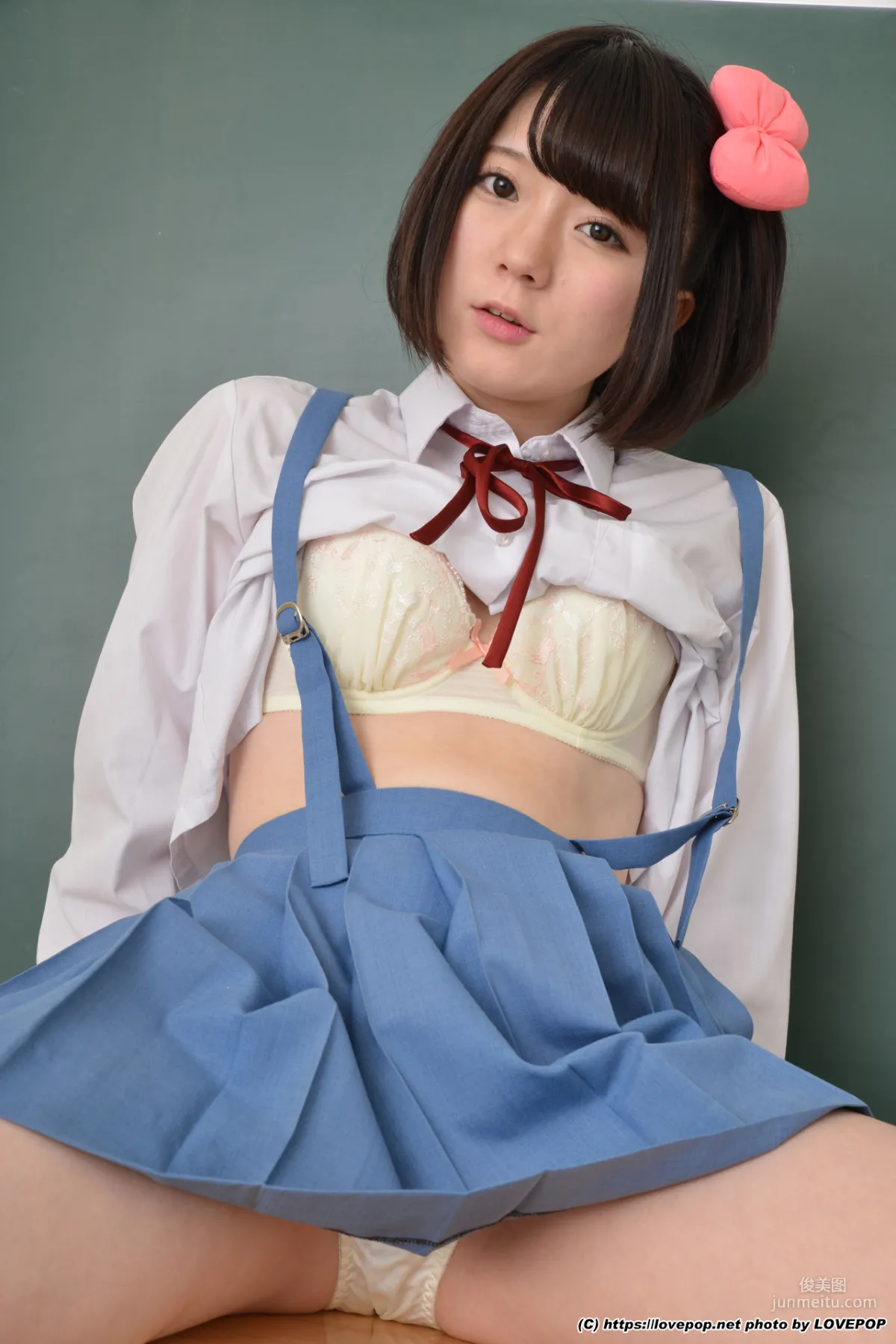 [LovePop] 篠崎みお《教室校服系列》 Set07 寫真集 58