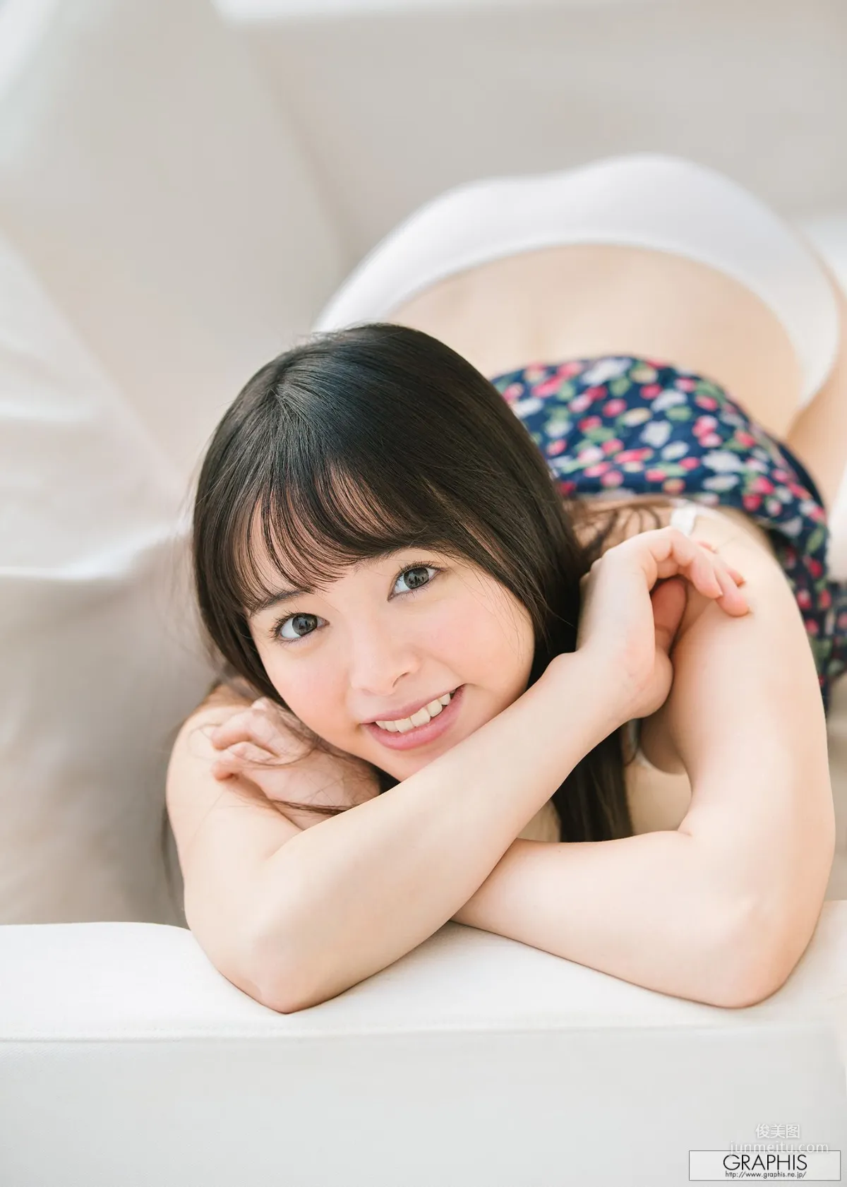 Yuna Ogura 小倉由菜 [Graphis] Gravure 初脫ぎ娘 寫真集 33