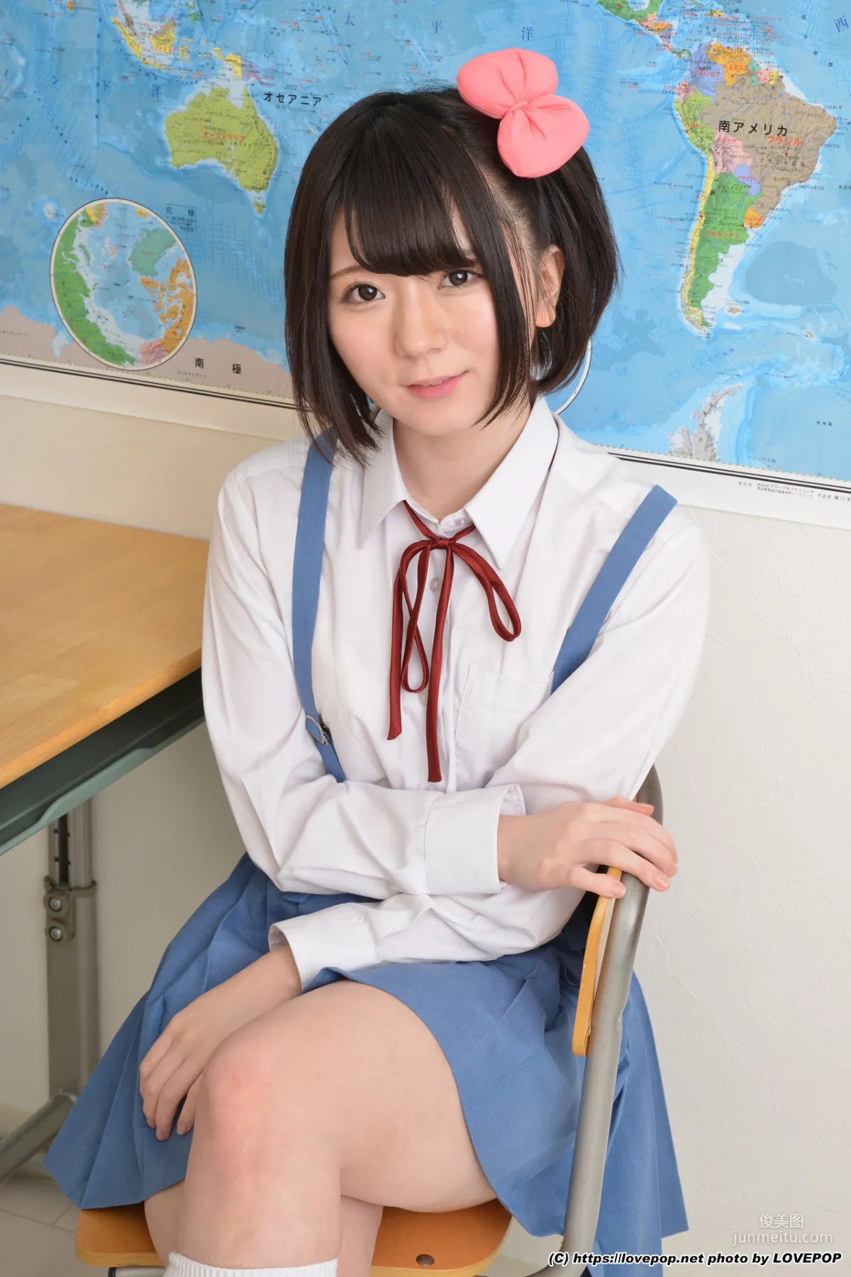 [LovePop] 篠崎みお《教室校服系列》 Set07 写真集33