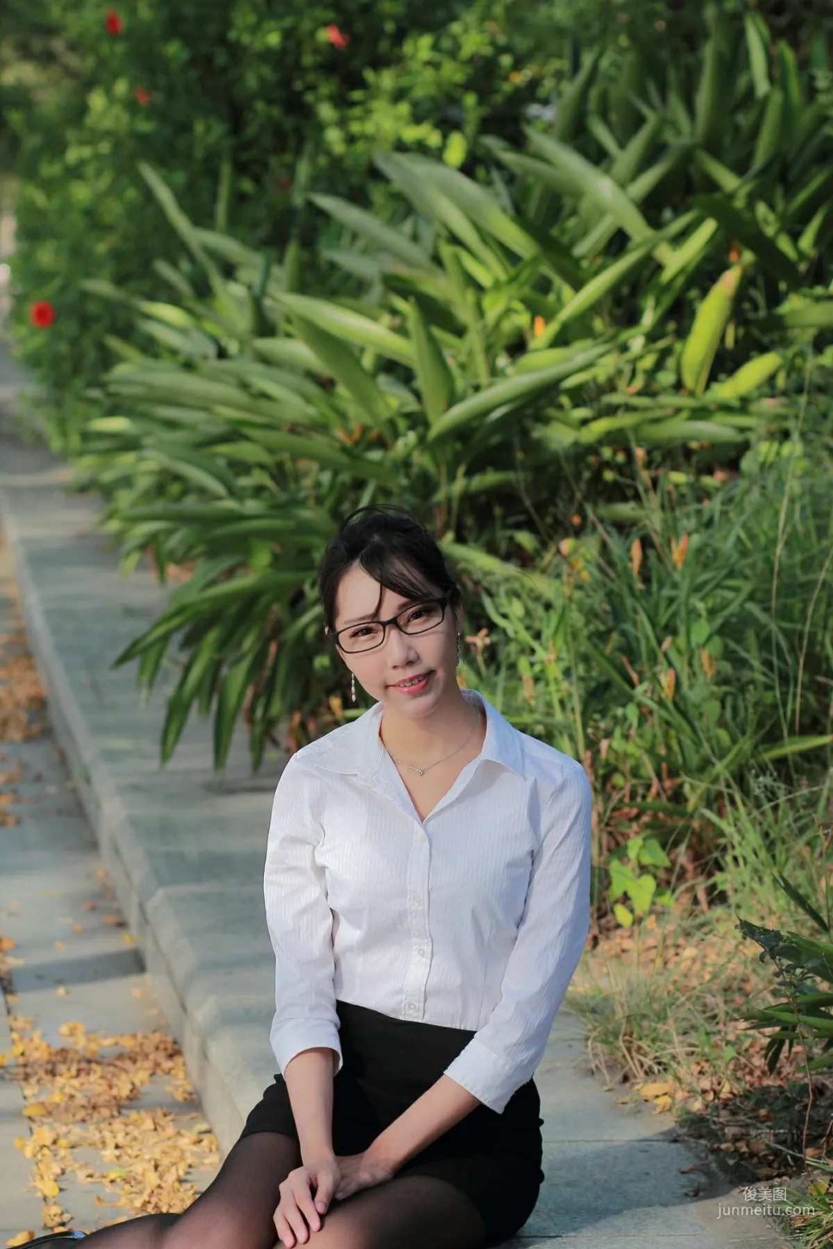 [台湾正妹] 豬比《兒童美術館外拍》 写真集10
