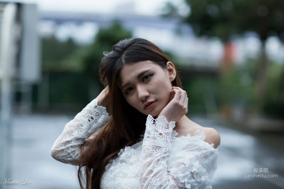 [台灣網紅美女] 蔡譯心《寶藏巖(3套服裝）》 寫真集 78