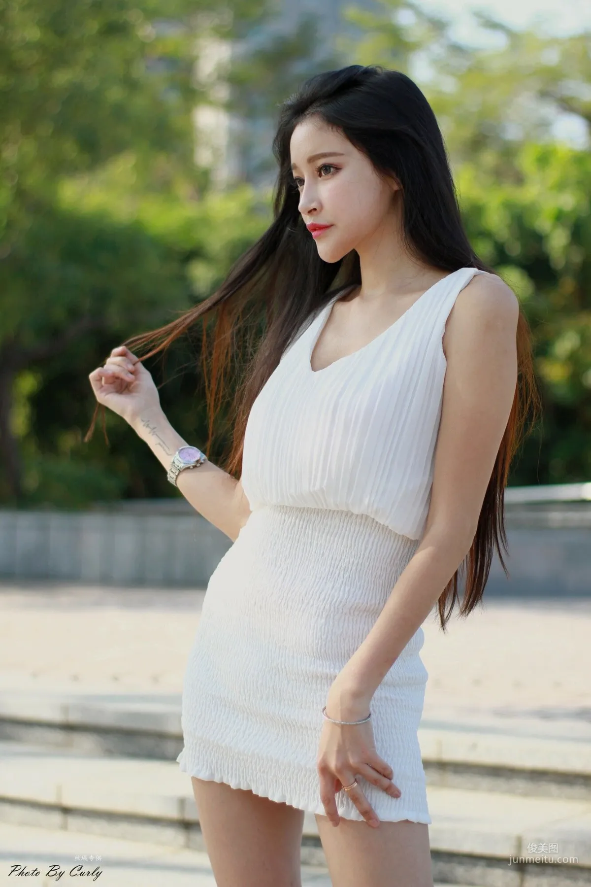 [台灣正妹] 詹艾葳Avril《高雄美術館》寫真集 24