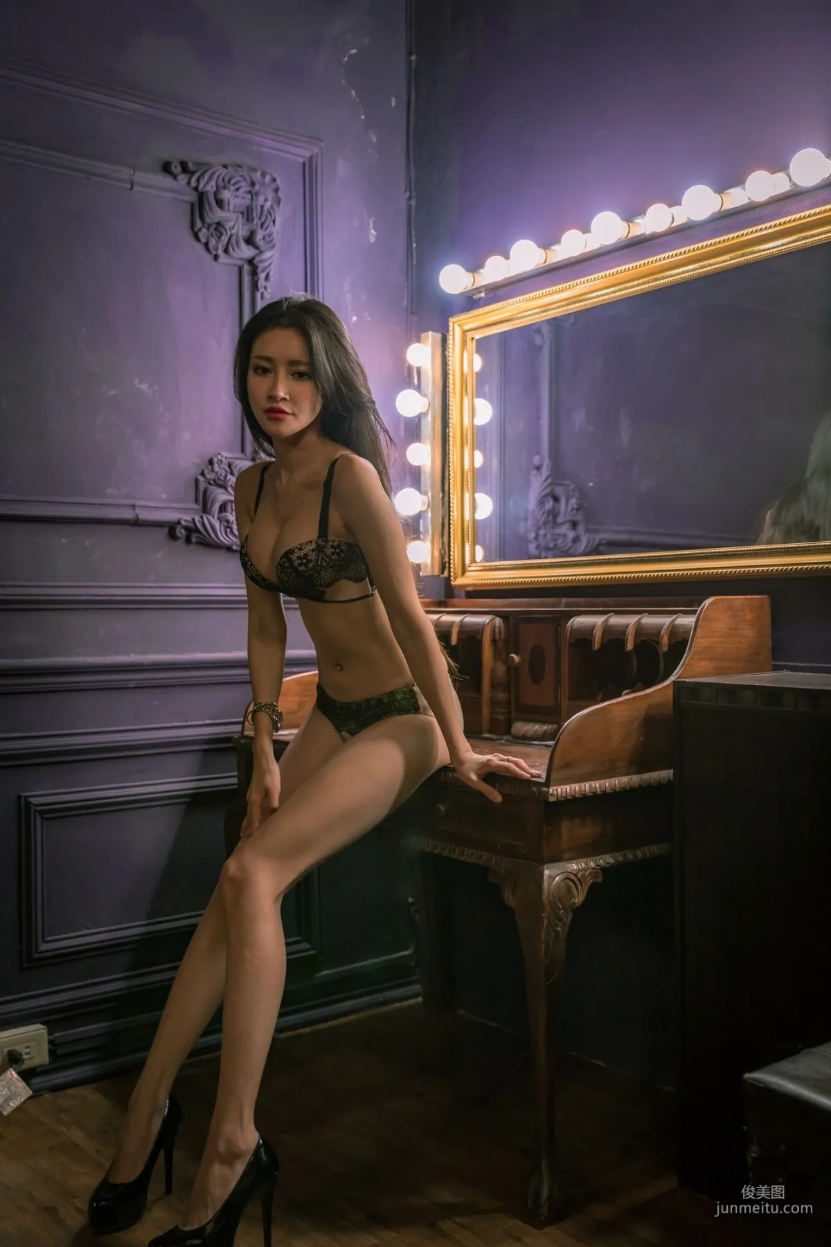 [台灣網紅美女] 詹艾葳Avril《内衣性感秀》 寫真集 60