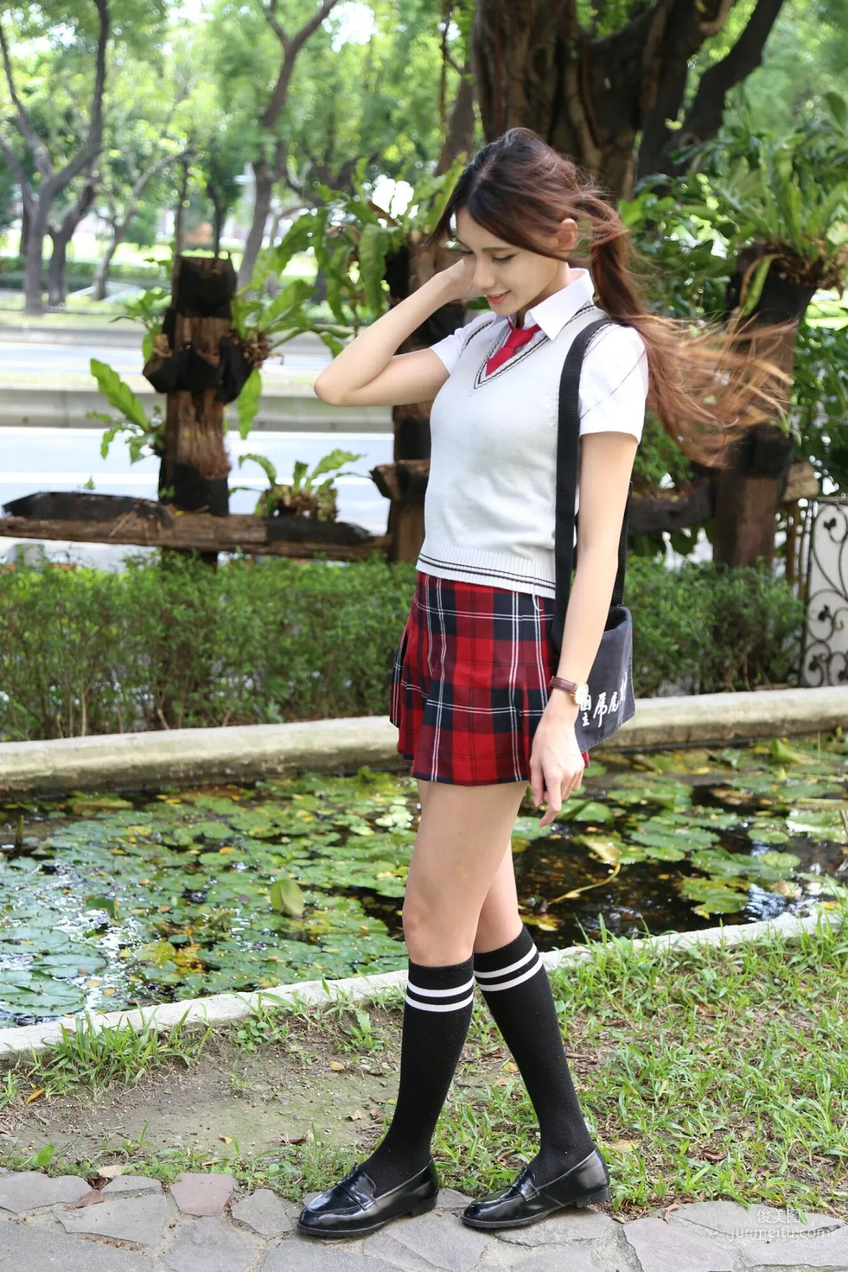 [台湾正妹] 蔡译心Candice《校服美少女》 写真集17
