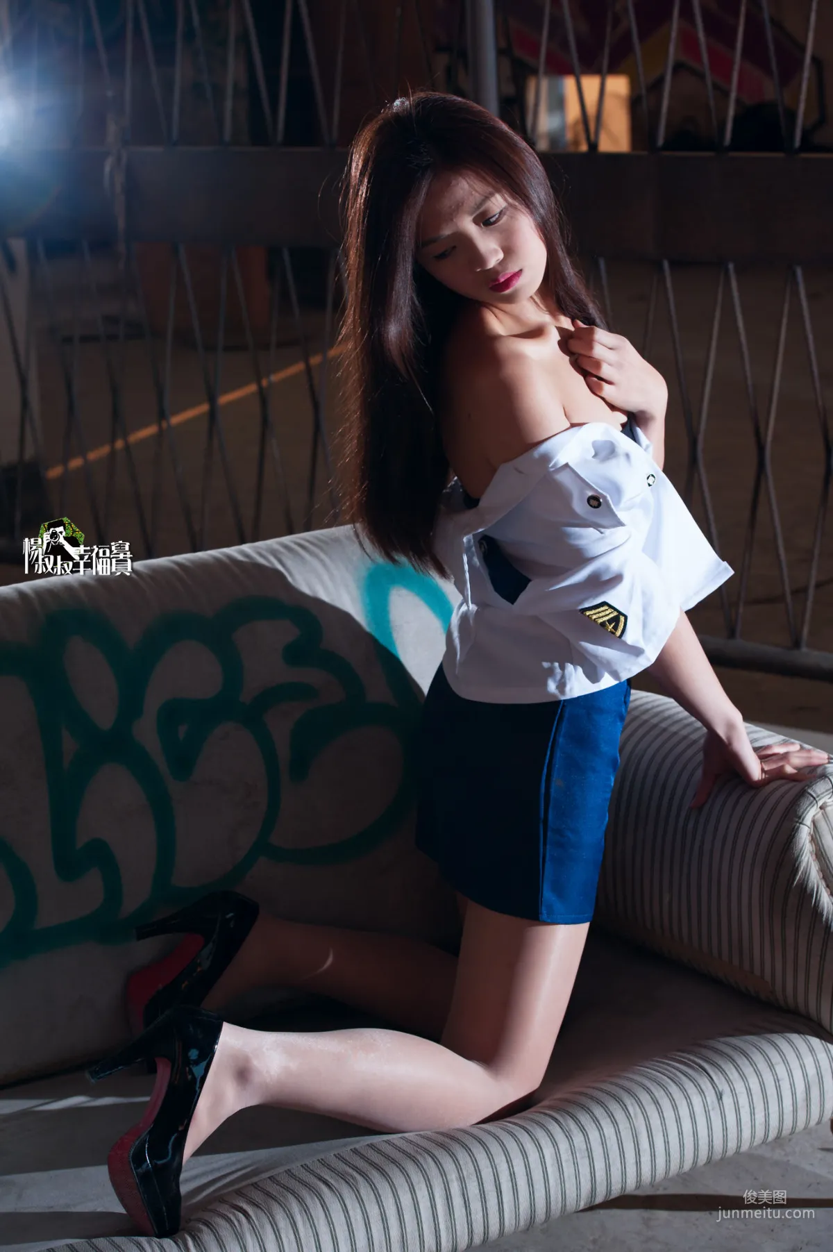 [台灣正妹] Anna《雙模女警+女警制服系列》 寫真集 53