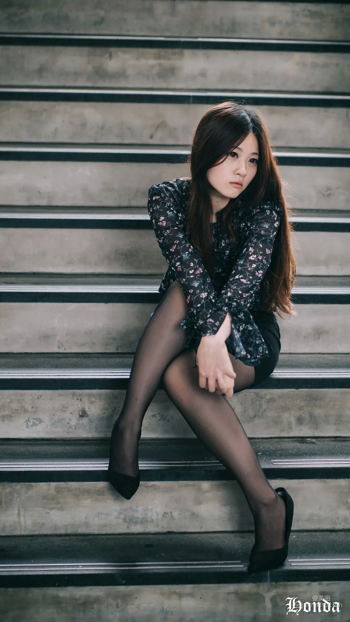 [台灣網紅美女] Becky OL服裝三套 寫真集 13