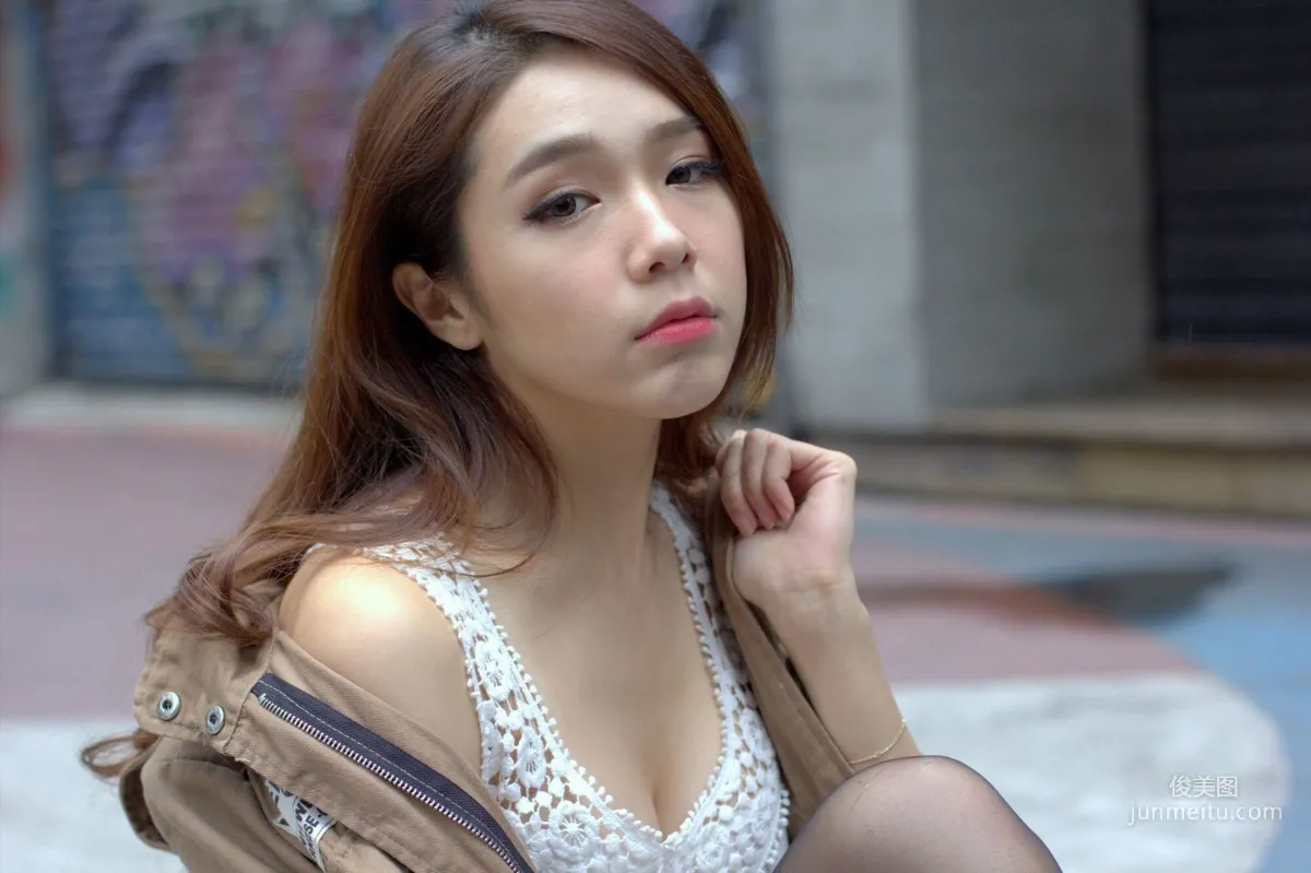 [台灣網紅美女] Baby66 黑絲街拍 寫真集 1
