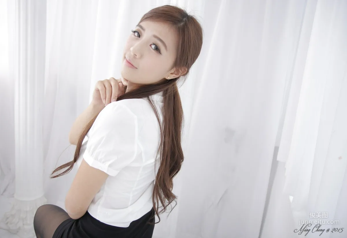 [台灣網紅美女] Anna《黑絲OL浴室系列》 寫真集 82