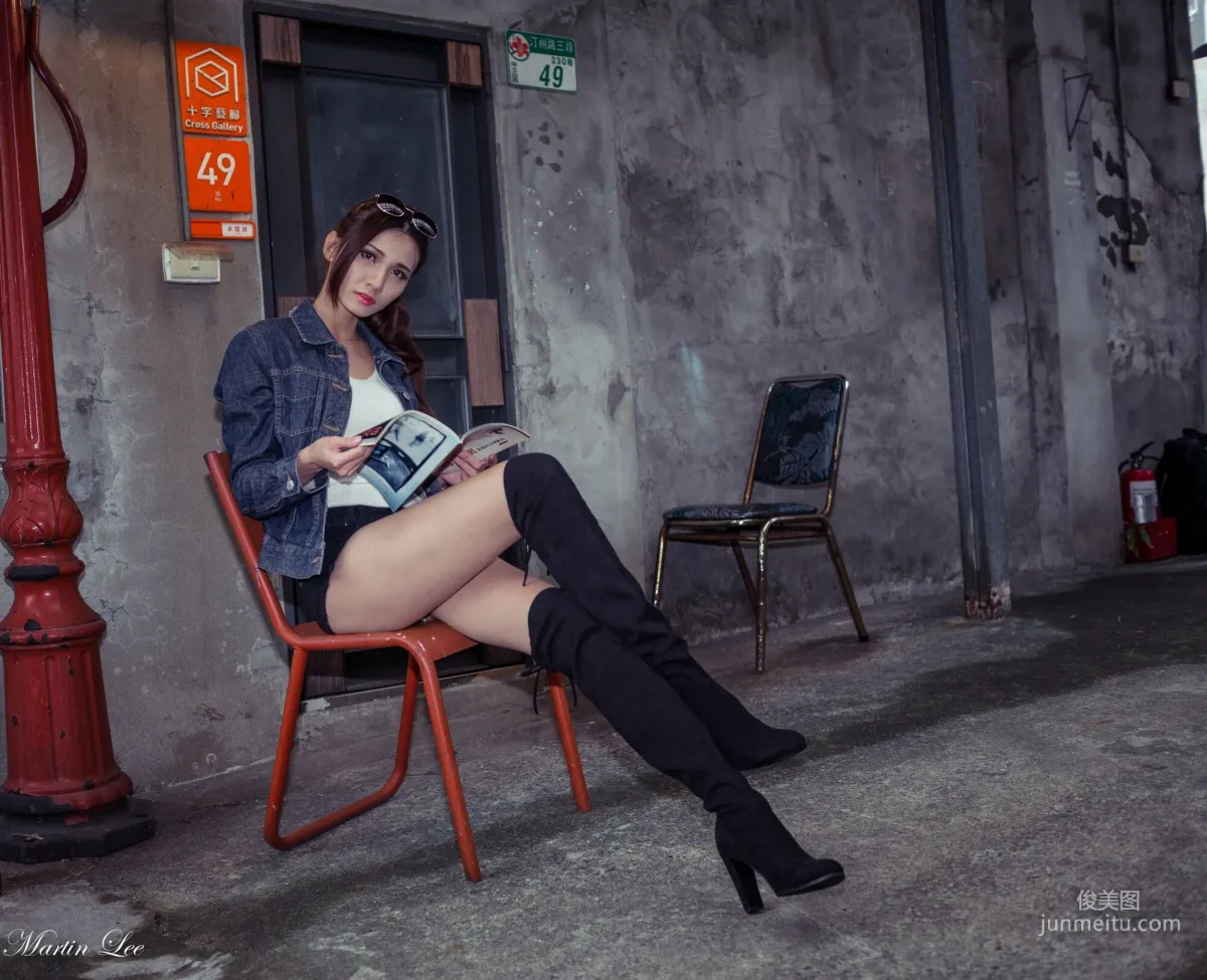 [台灣網紅美女] 蔡譯心《寶藏巖(3套服裝）》 寫真集 88