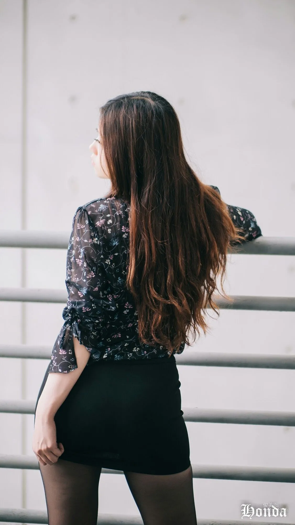 [台灣網紅美女] Becky OL服裝三套 寫真集 16