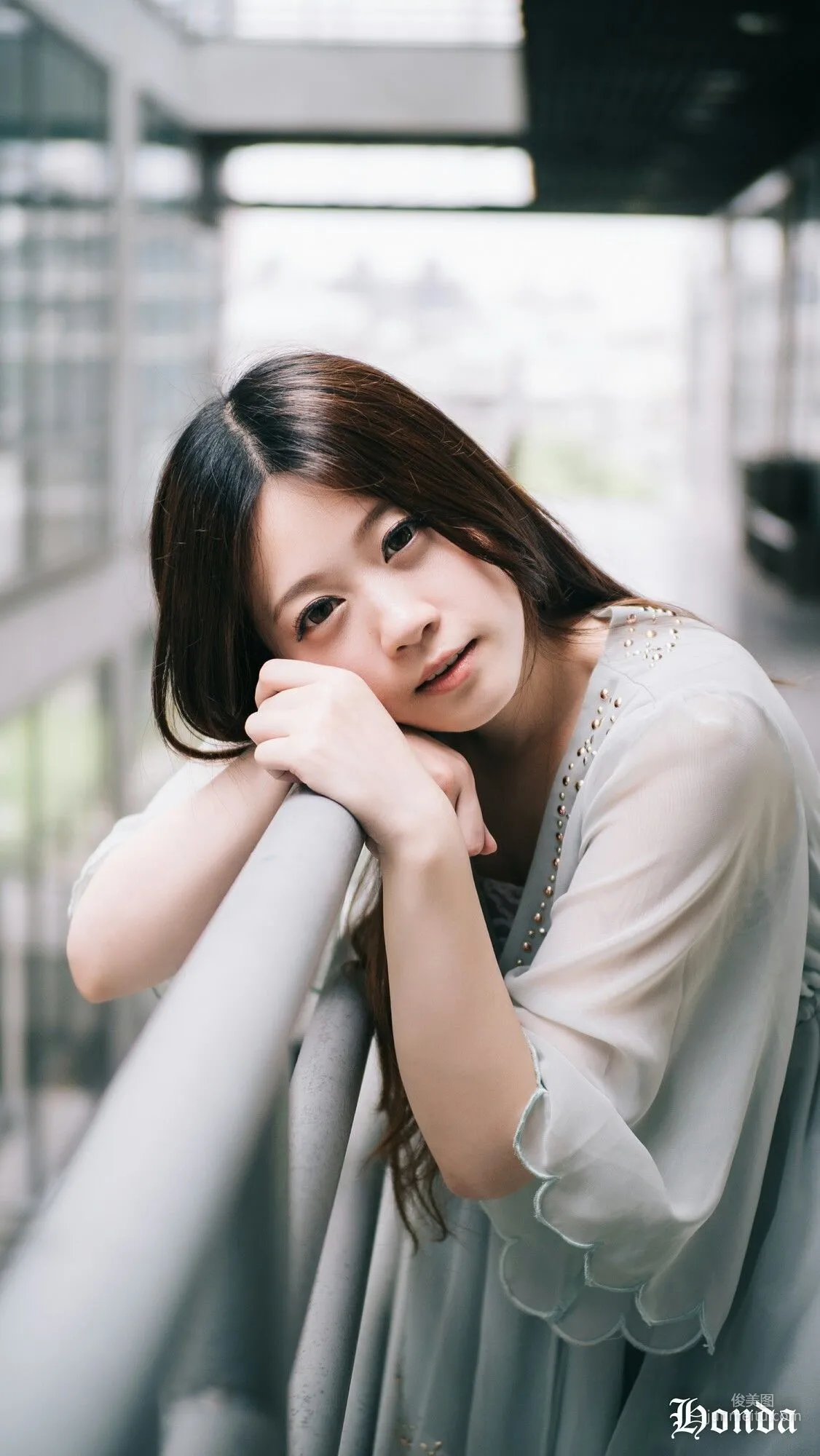[台灣網紅美女] Becky OL服裝三套 寫真集 18