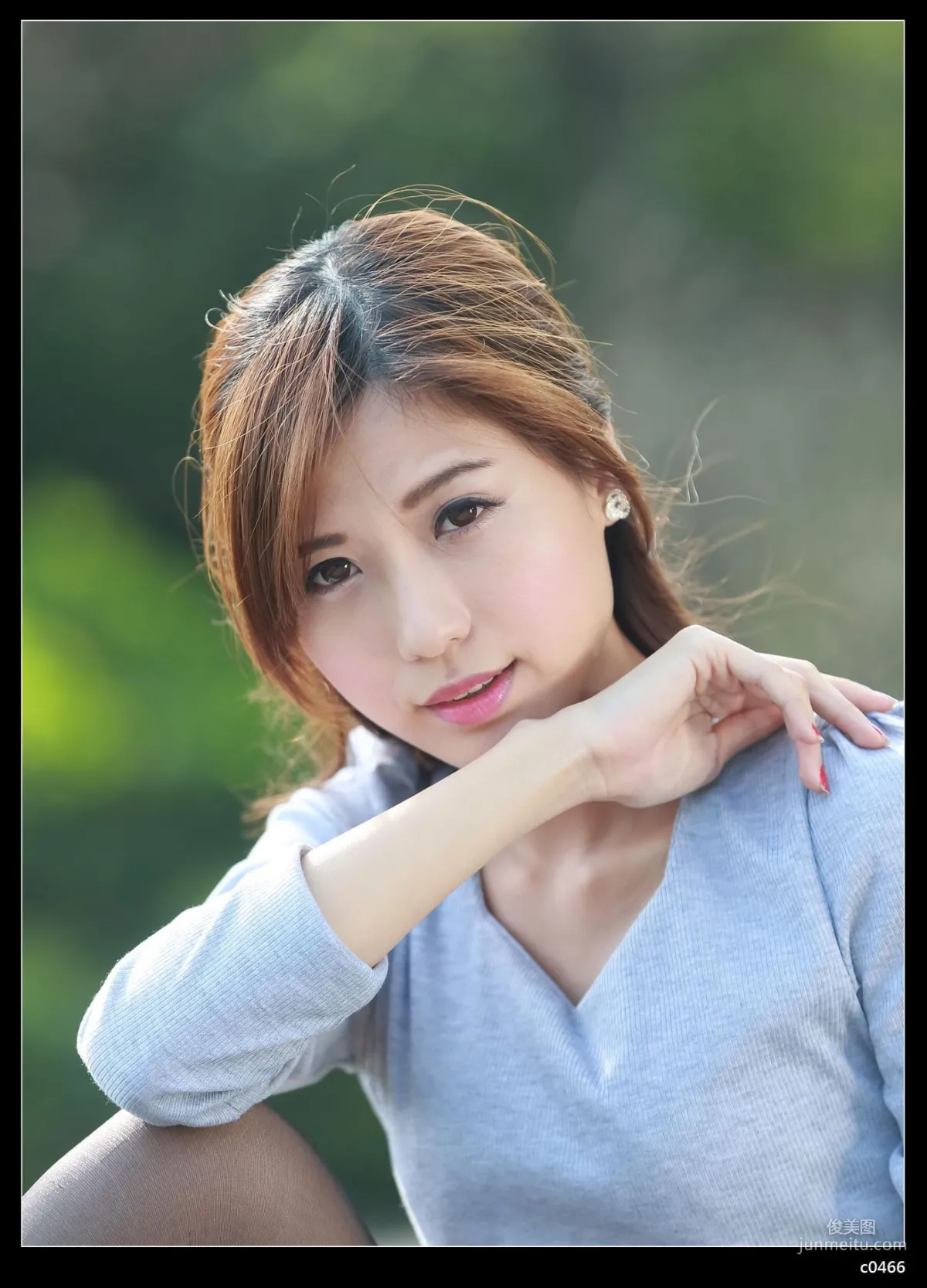 [台灣正妹] Agant小靜 NTU外拍黑絲賞 寫真集 35