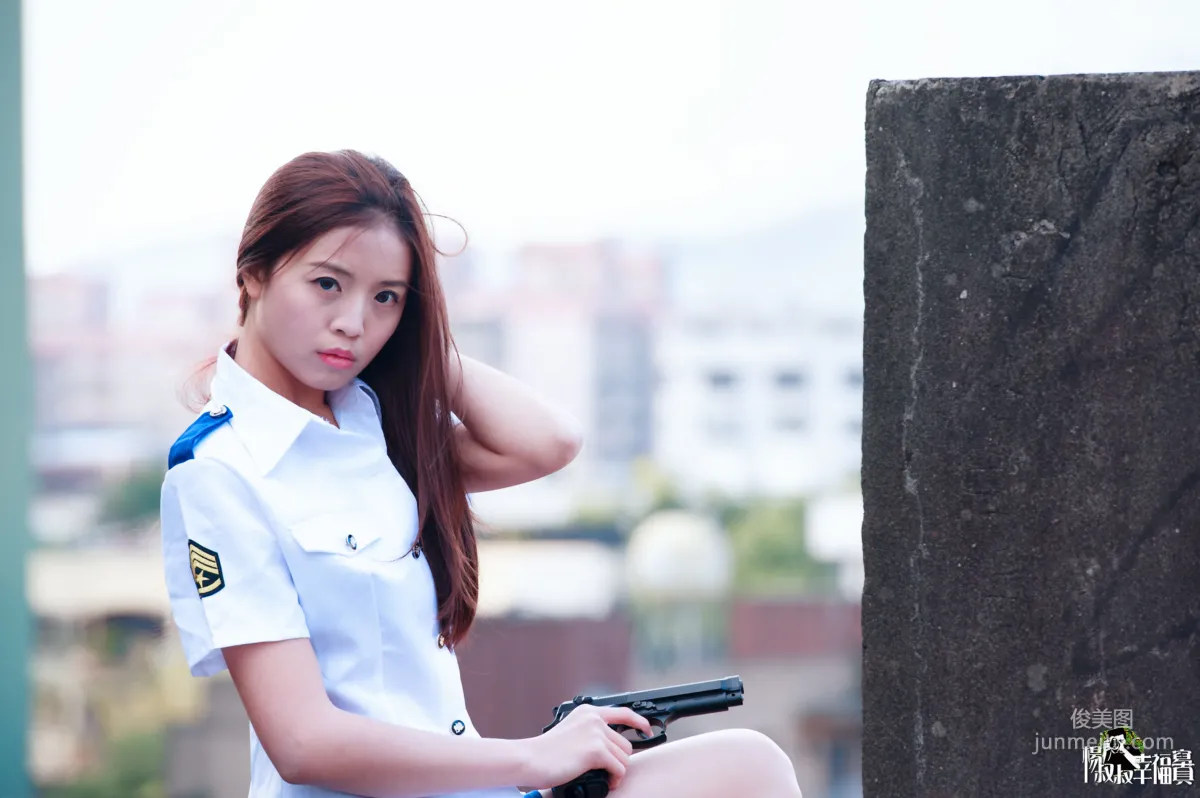 [台灣正妹] Anna《雙模女警+女警制服系列》 寫真集 44