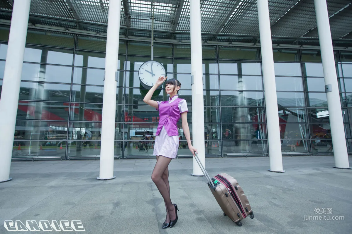 [台灣正妹] 蔡譯心Candice《空姐黑絲街拍》 寫真集 30