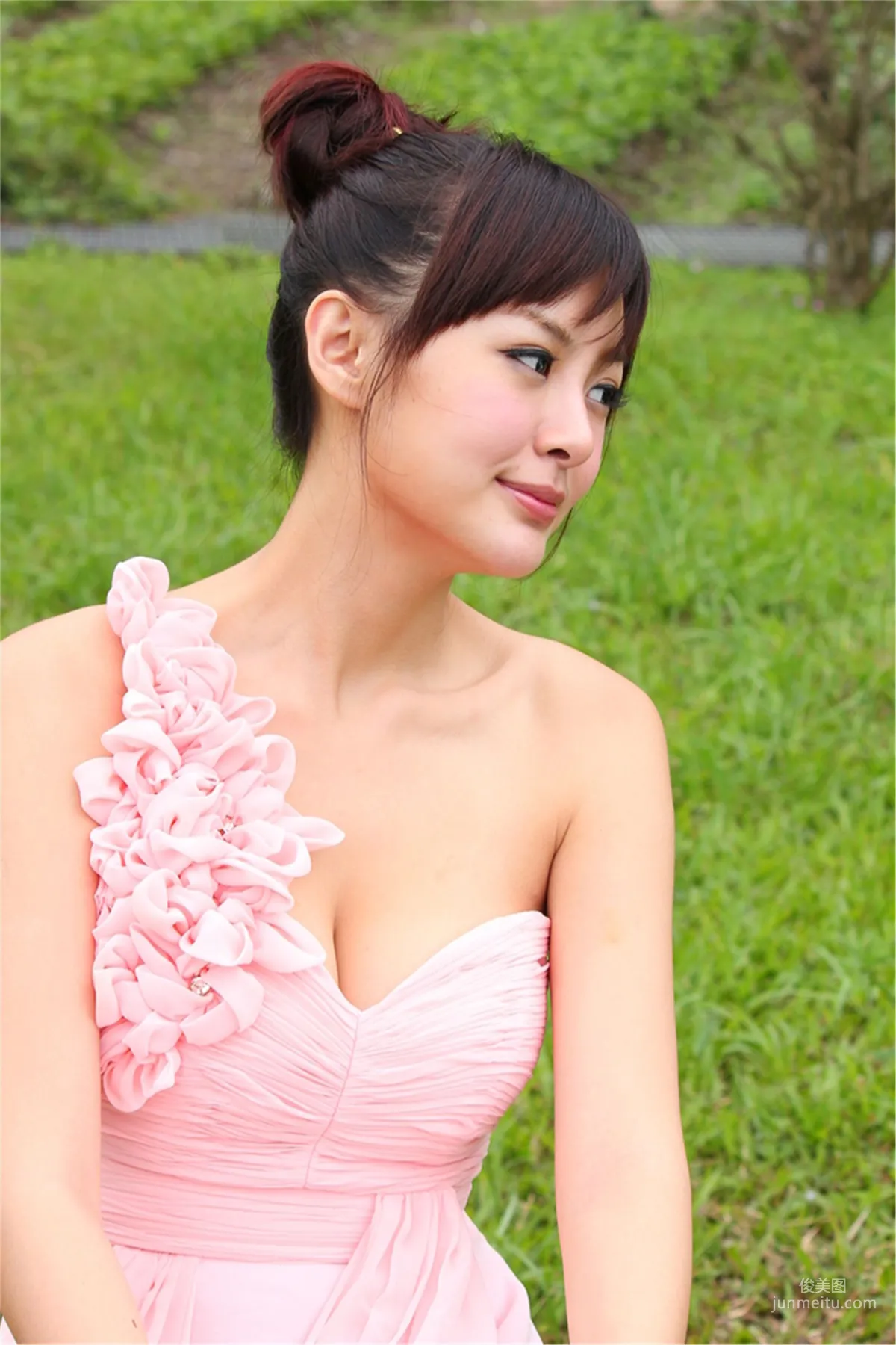 [台湾女神] 小梦《烏石港外拍》 写真集1