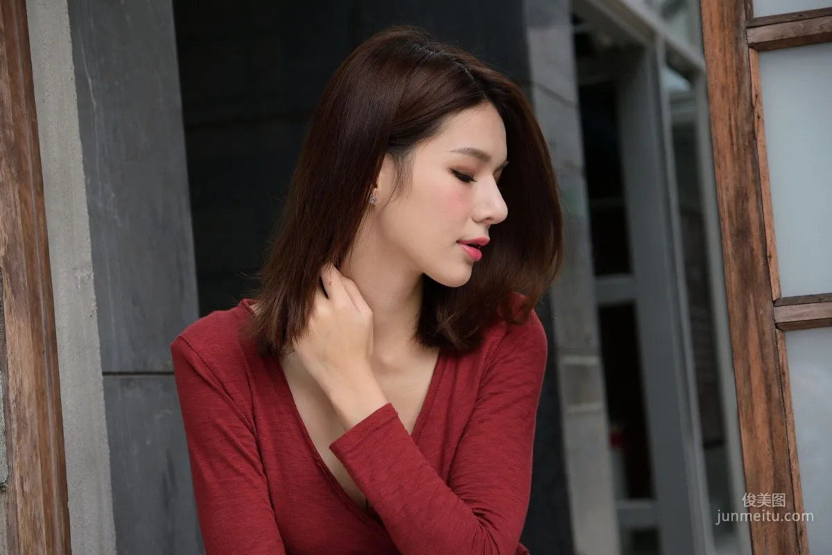 [台灣網紅美女] Kate - 外拍超短皮裙系列 寫真集 28