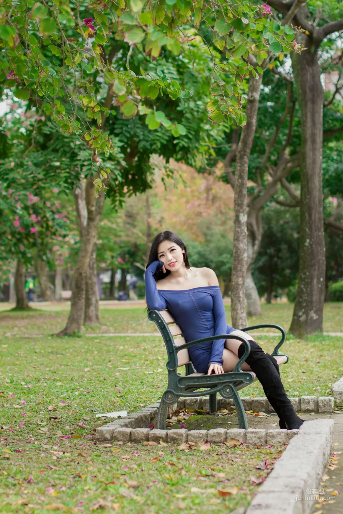 [台灣網紅美女] 謝立琪 大安森林公園 寫真集 23
