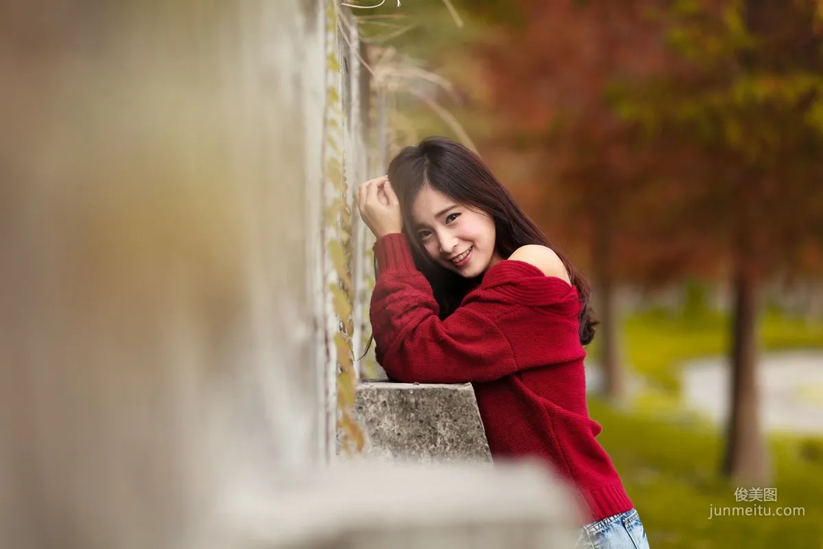 [台灣女神] 孟潔 (兩套服裝） 寫真集 18