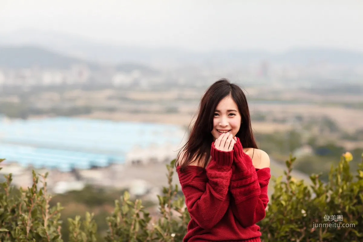 [台灣女神] 孟潔 (兩套服裝） 寫真集 40