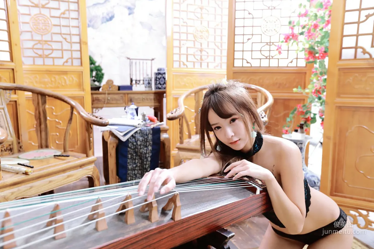[台灣網紅美女] Kimi雅涵 - 内衣套圖 寫真集 47