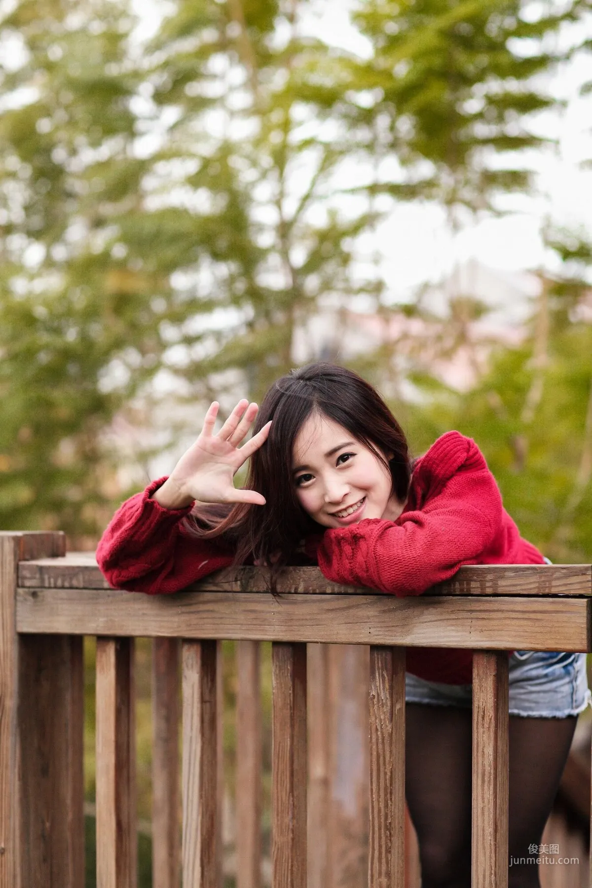 [台灣女神] 孟潔 (兩套服裝） 寫真集 72