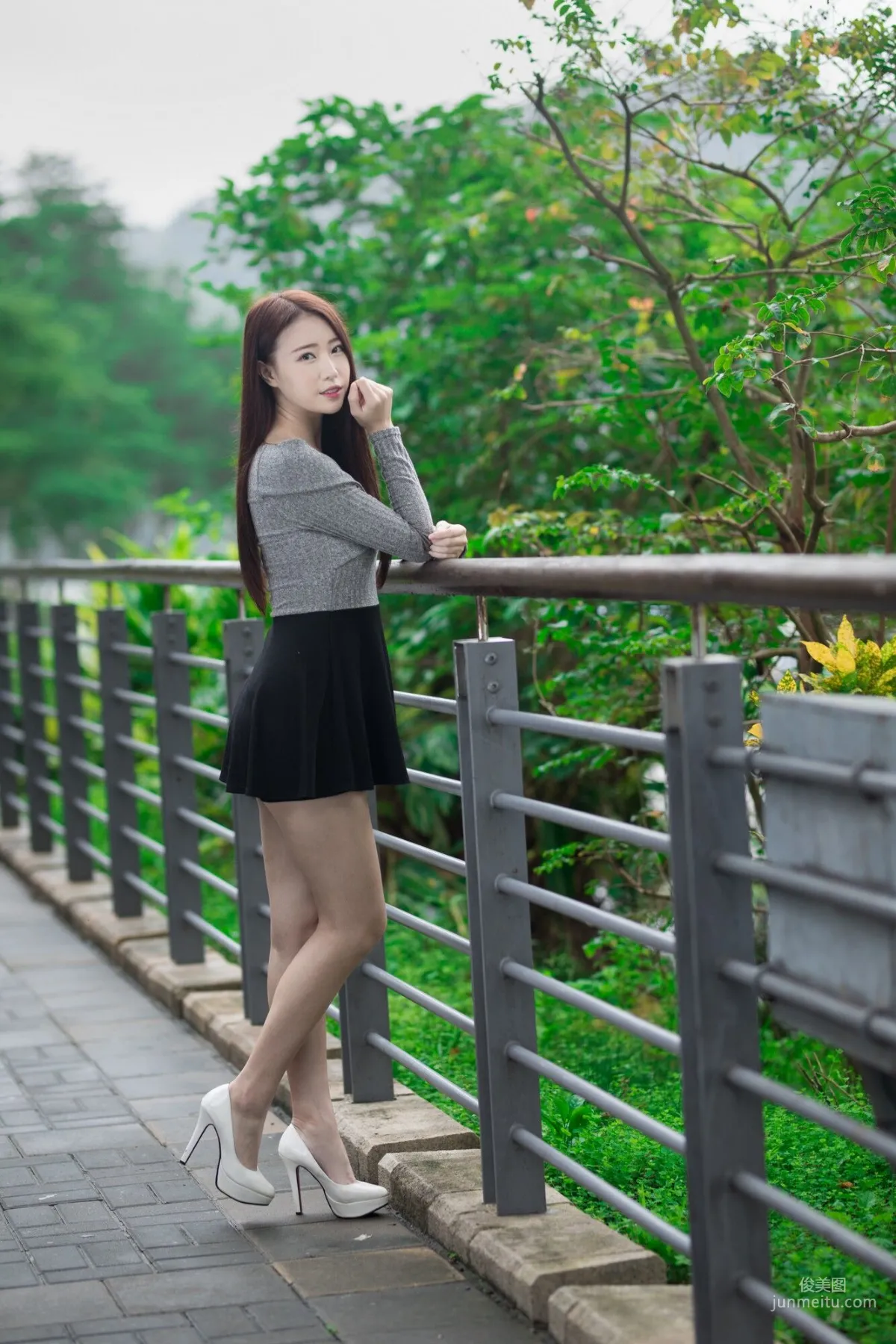 [台灣網紅美女] Lia楊思原《新店碧潭》 寫真集 12
