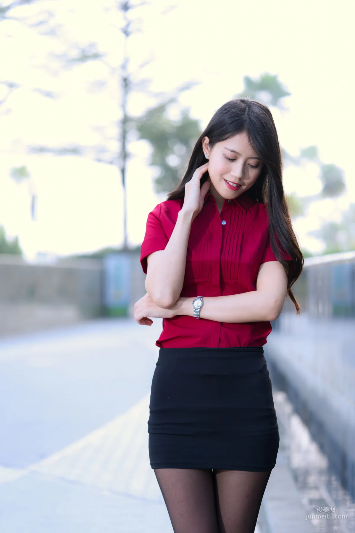 [台灣網紅美女] Candy寶兒《夢時代黑絲街拍》 寫真集 74