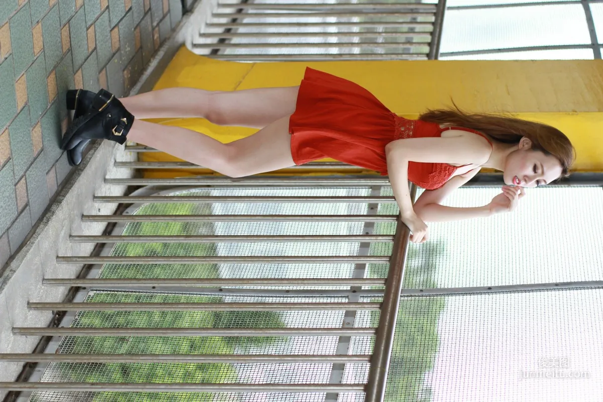 [台灣正妹] 郭珉妏Queenie - 4套服飾合集 寫真集 27